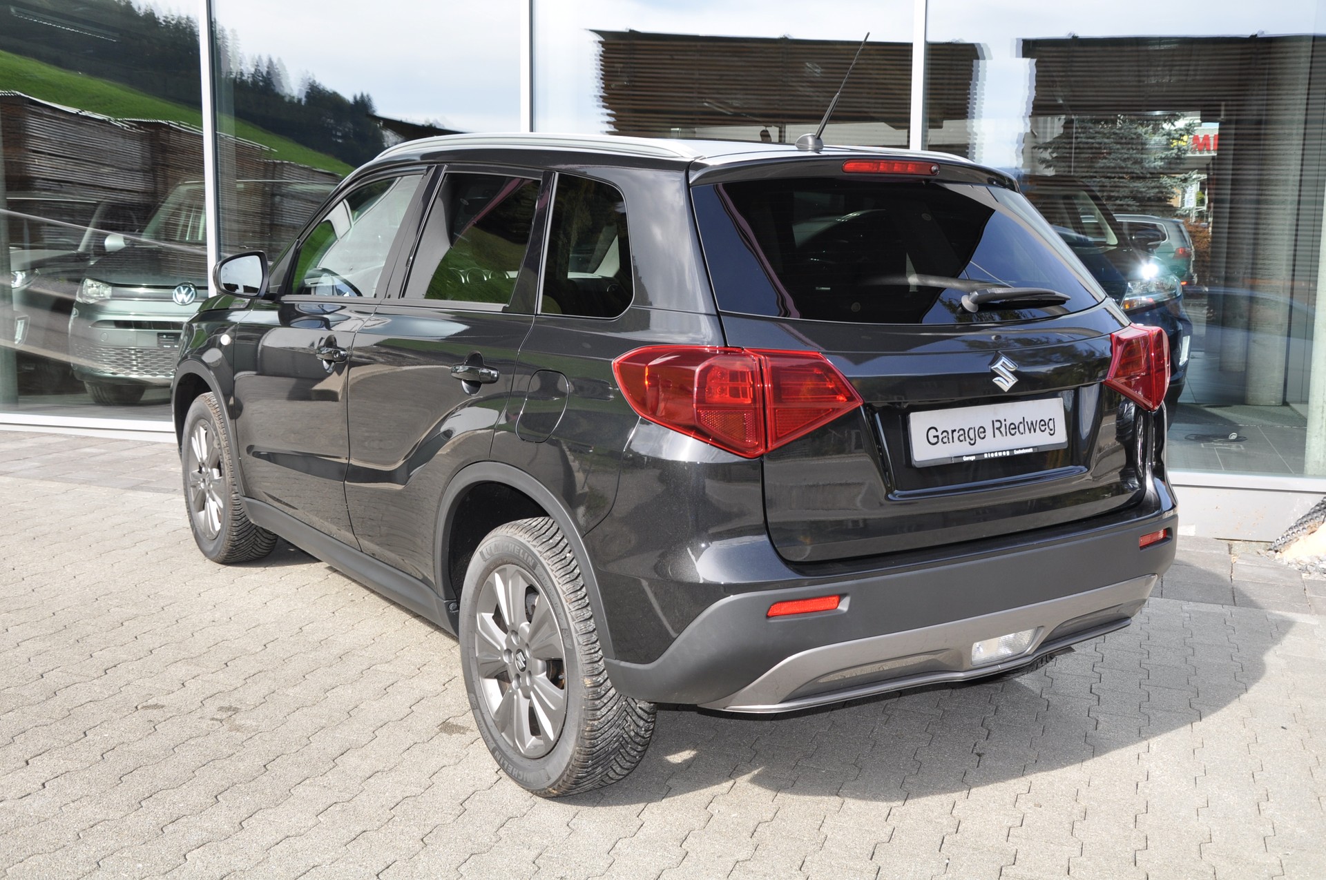 SUZUKI Vitara 1.0 Unico-image-9