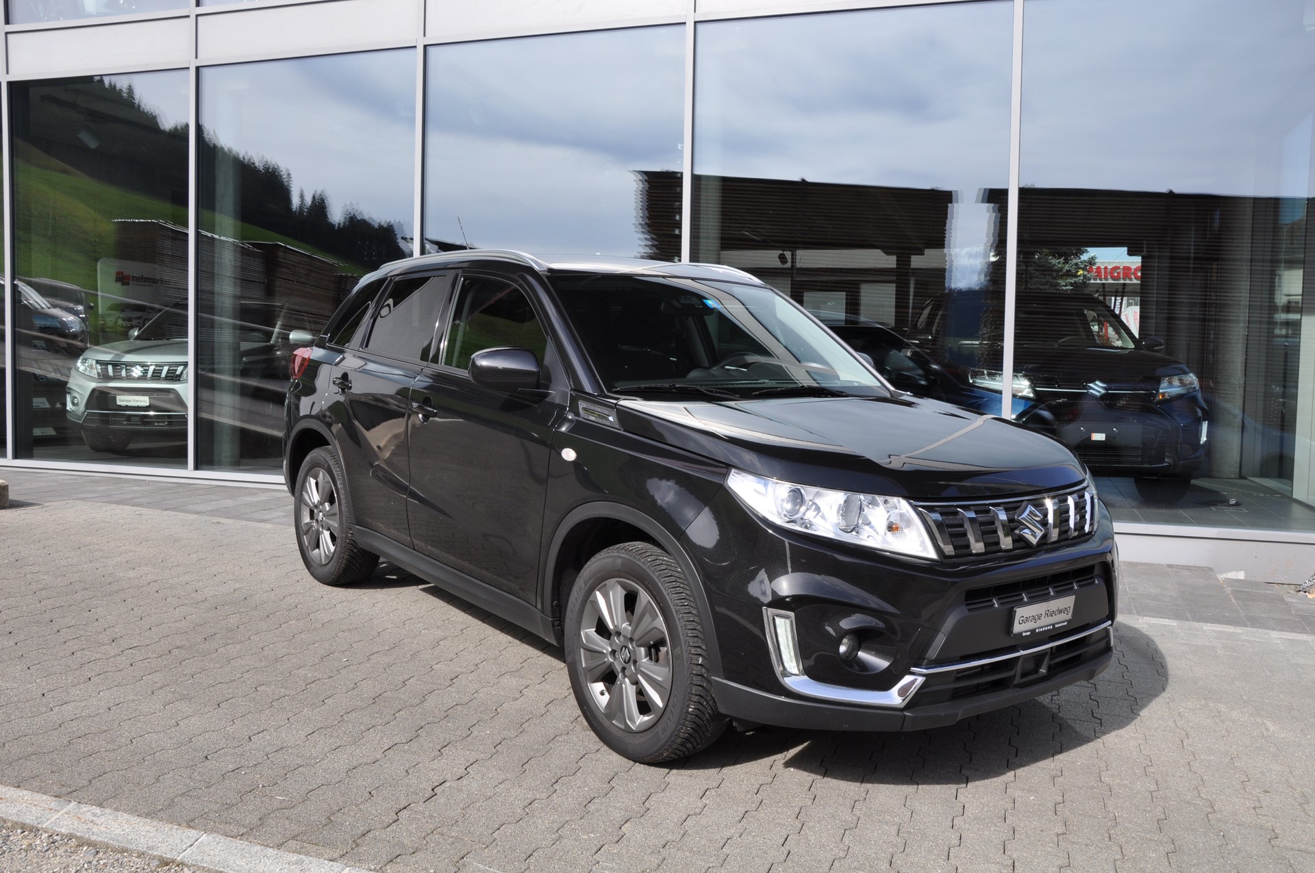 SUZUKI Vitara 1.0 Unico-image-2