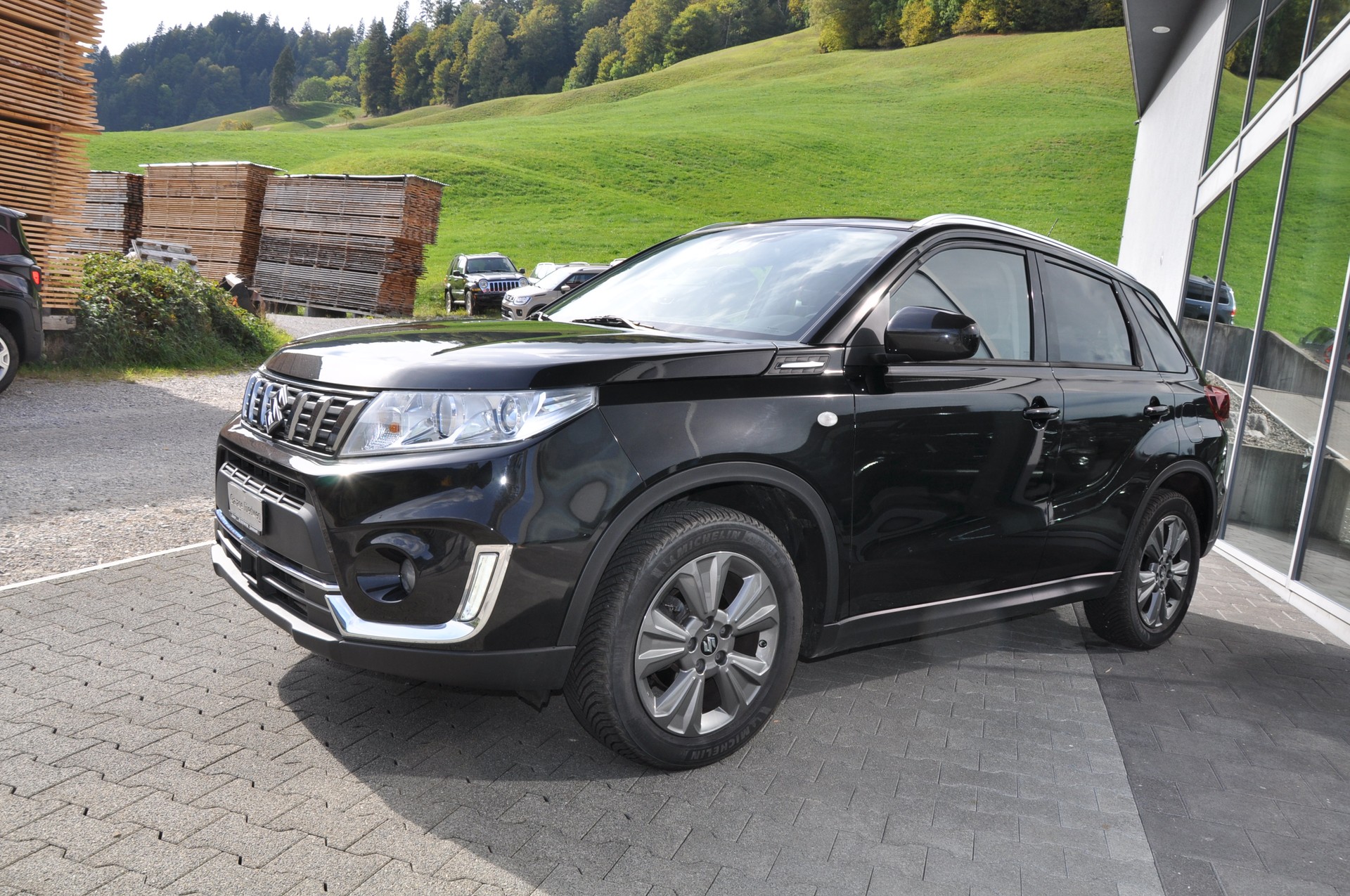 SUZUKI Vitara 1.0 Unico-image-0
