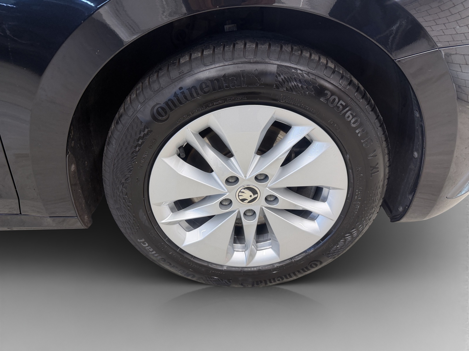 SKODA Octavia Combi 2.0 TDI DSG Ambition 4x4-image-14
