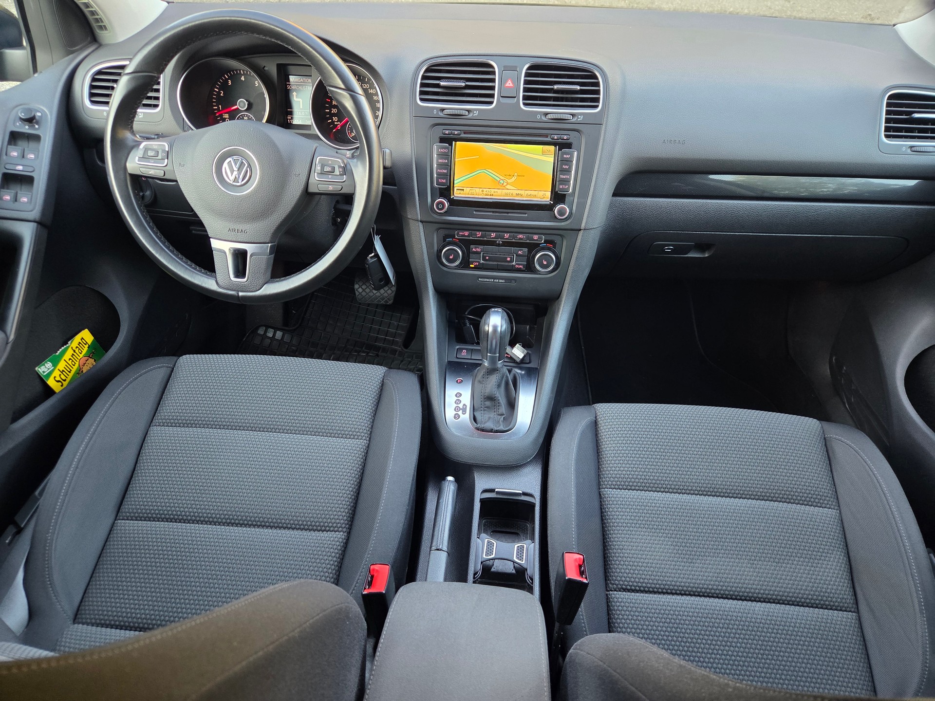 VW Golf 1.2 TSI BlueMotion Technology Team DSG-image-11