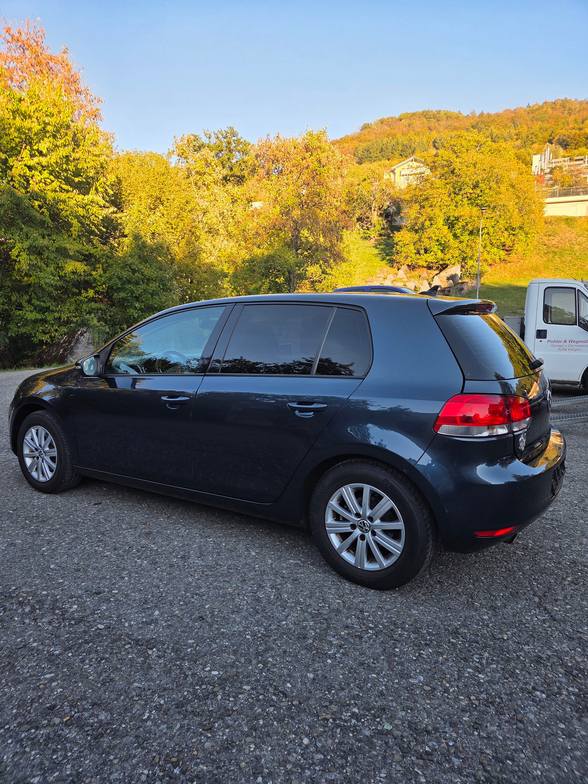 VW Golf 1.2 TSI BlueMotion Technology Team DSG-image-2