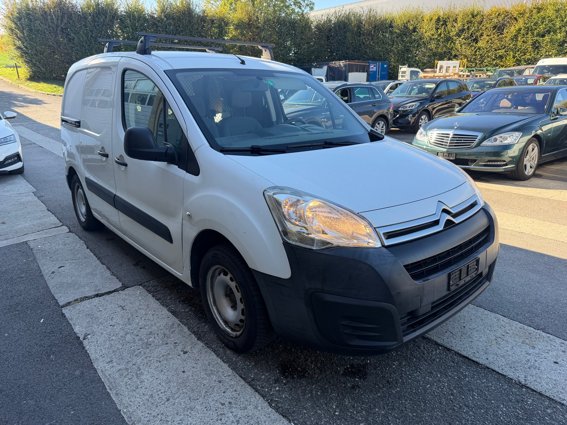 CITROEN Berlingo 1.6 BlueHDi 100 S&S Business-image-2