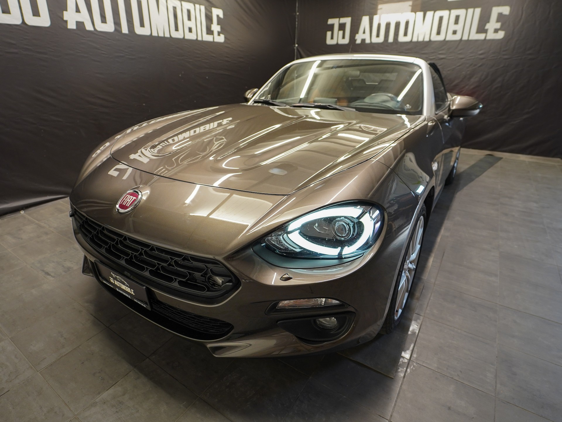 FIAT 124 Spider 1.4 TB Lusso Automatic-image-4