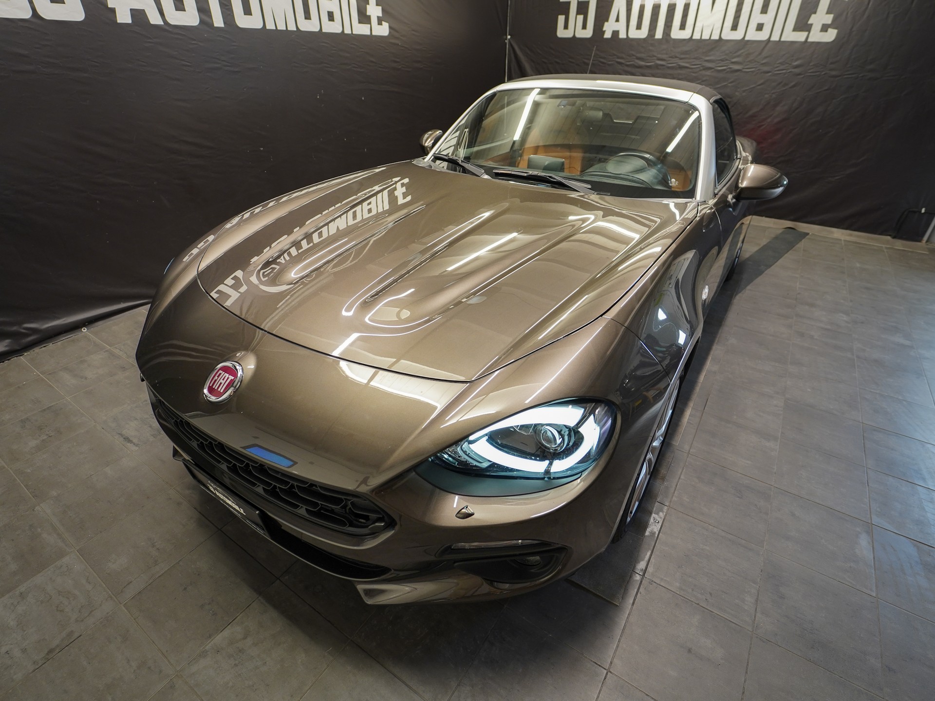 FIAT 124 Spider 1.4 TB Lusso Automatic-image-5