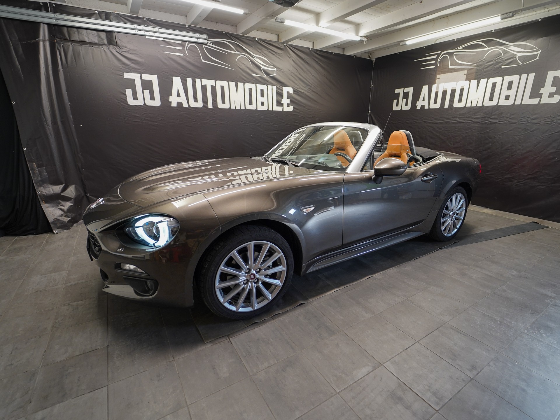 FIAT 124 Spider 1.4 TB Lusso Automatic-image-7