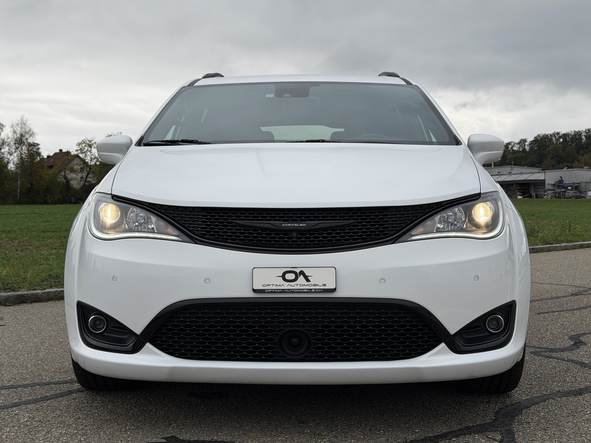 CHRYSLER Pacifica S-PACKAGE 3.6 V6 7-PLÄTZER (STOW-N-GO) - *2. HAND / TOP-GEPFLEGT* - *8-FACH ALURÄDER 20"/18"* - *GARANTIE*-image-9