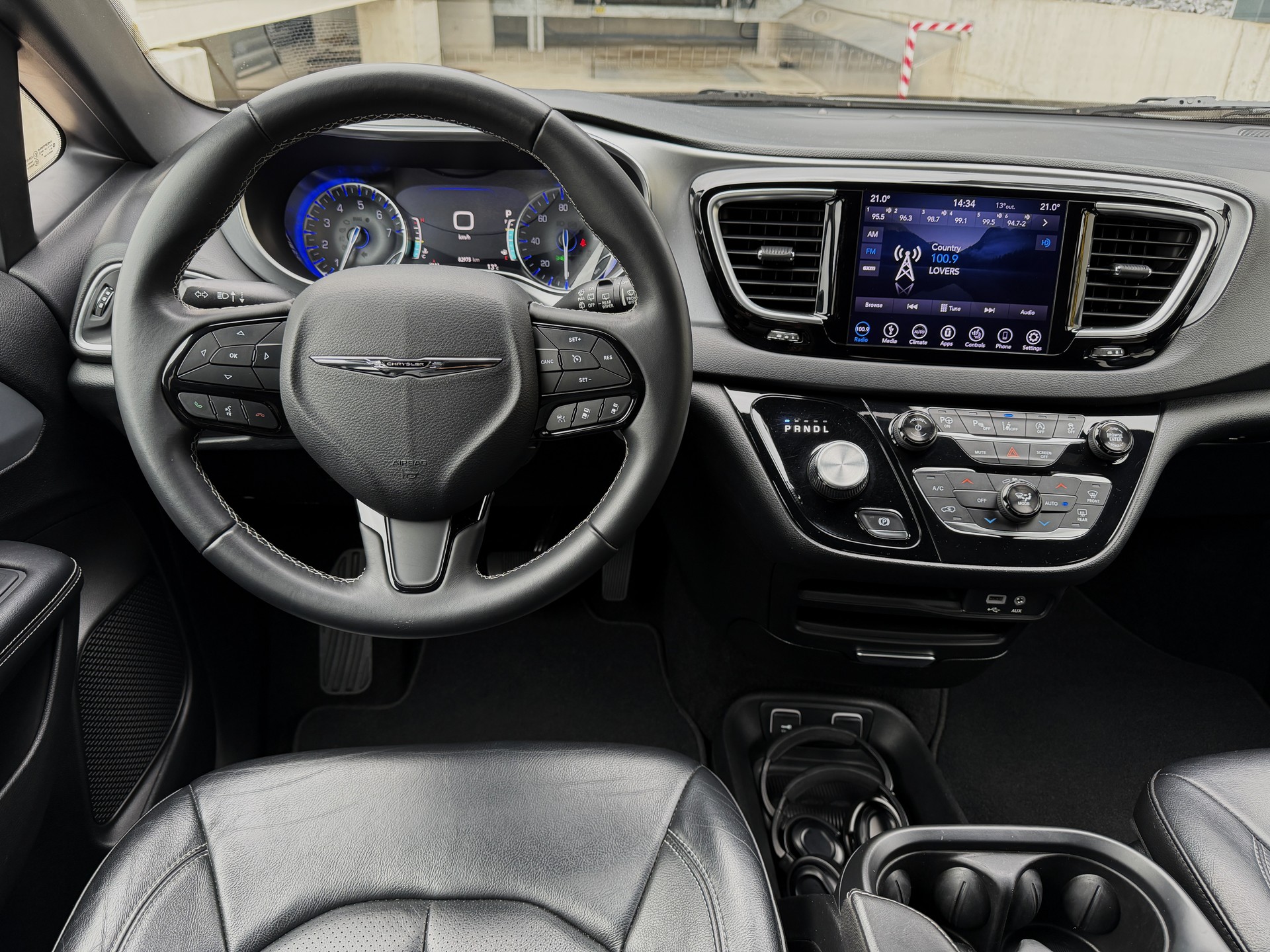 CHRYSLER Pacifica S-PACKAGE 3.6 V6 7-PLÄTZER (STOW-N-GO) - *2. HAND / TOP-GEPFLEGT* - *8-FACH ALURÄDER 20"/18"* - *GARANTIE*-image-18