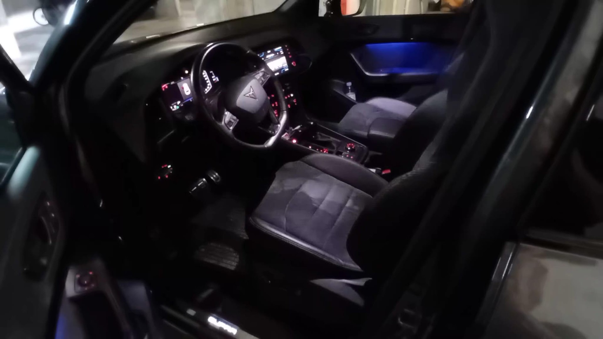 CUPRA Ateca 2.0TSI 4Drive DSG-image-4