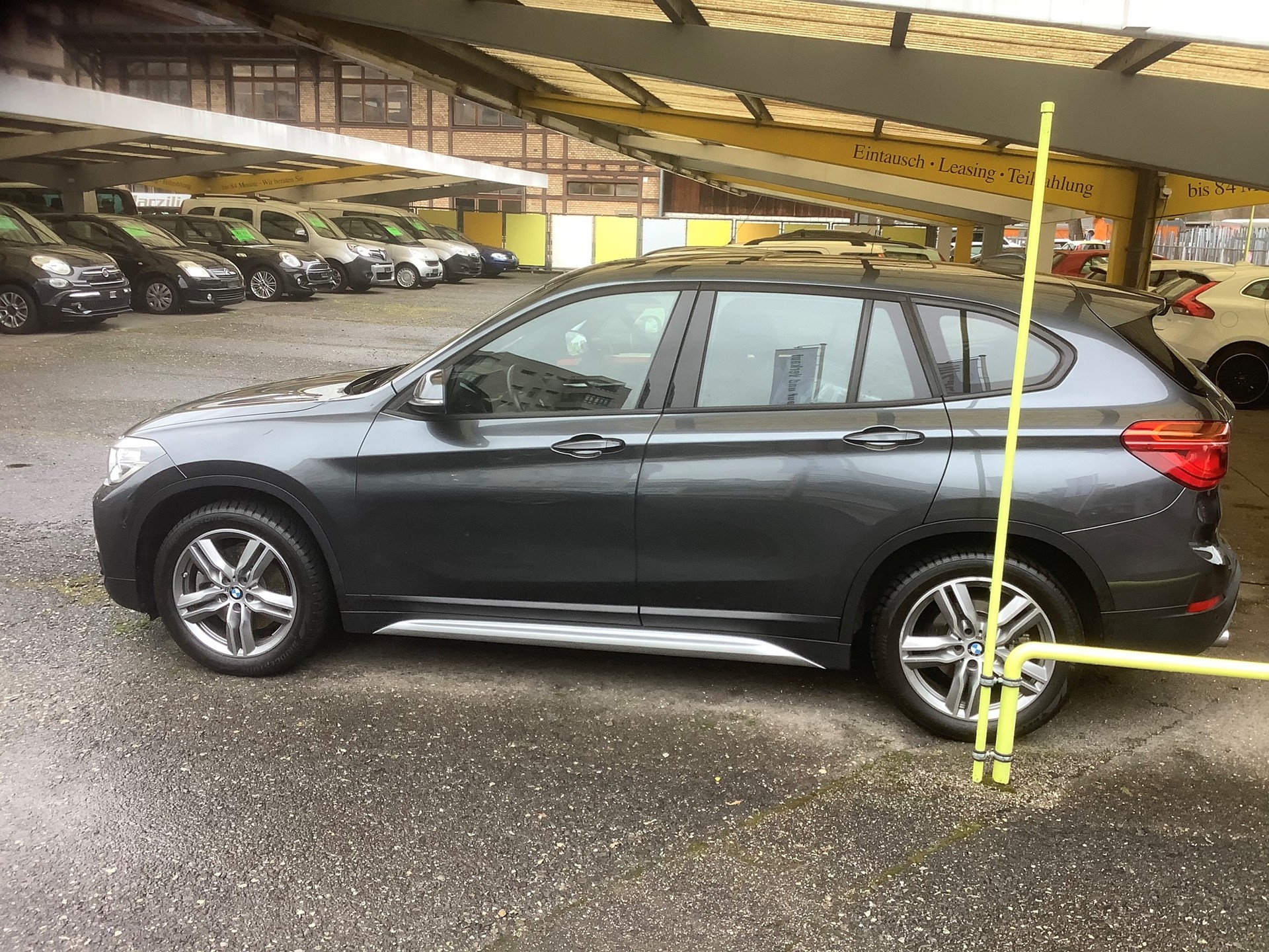 BMW X1 xDrive 25i Sport Line Steptronic-image-1