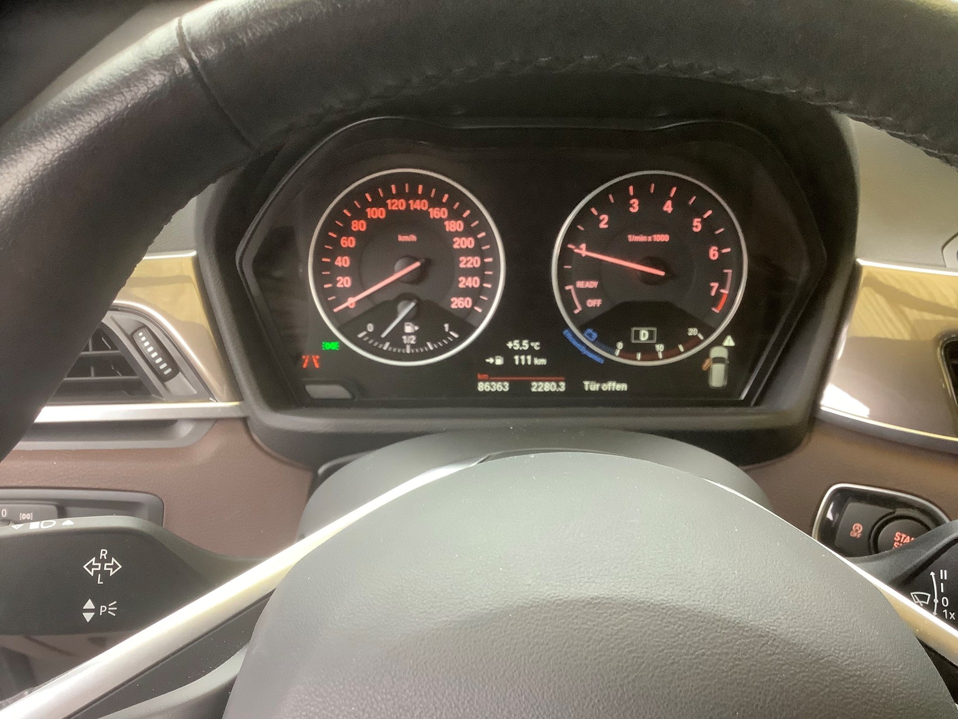 BMW X1 xDrive 25i Sport Line Steptronic-image-11