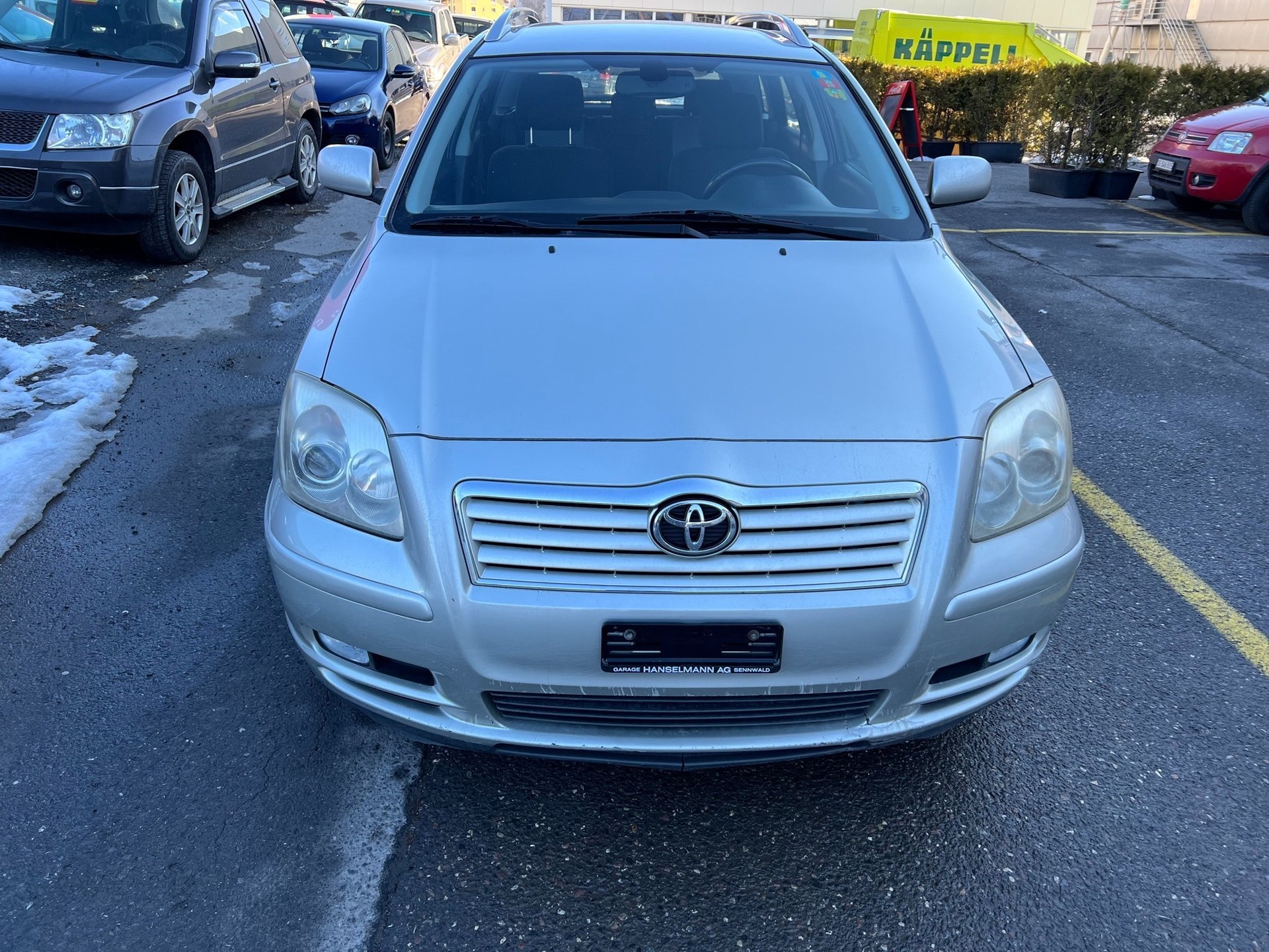 TOYOTA Avensis 2.0 D4 VVT-i Linea Sol Sportswagon-image-1