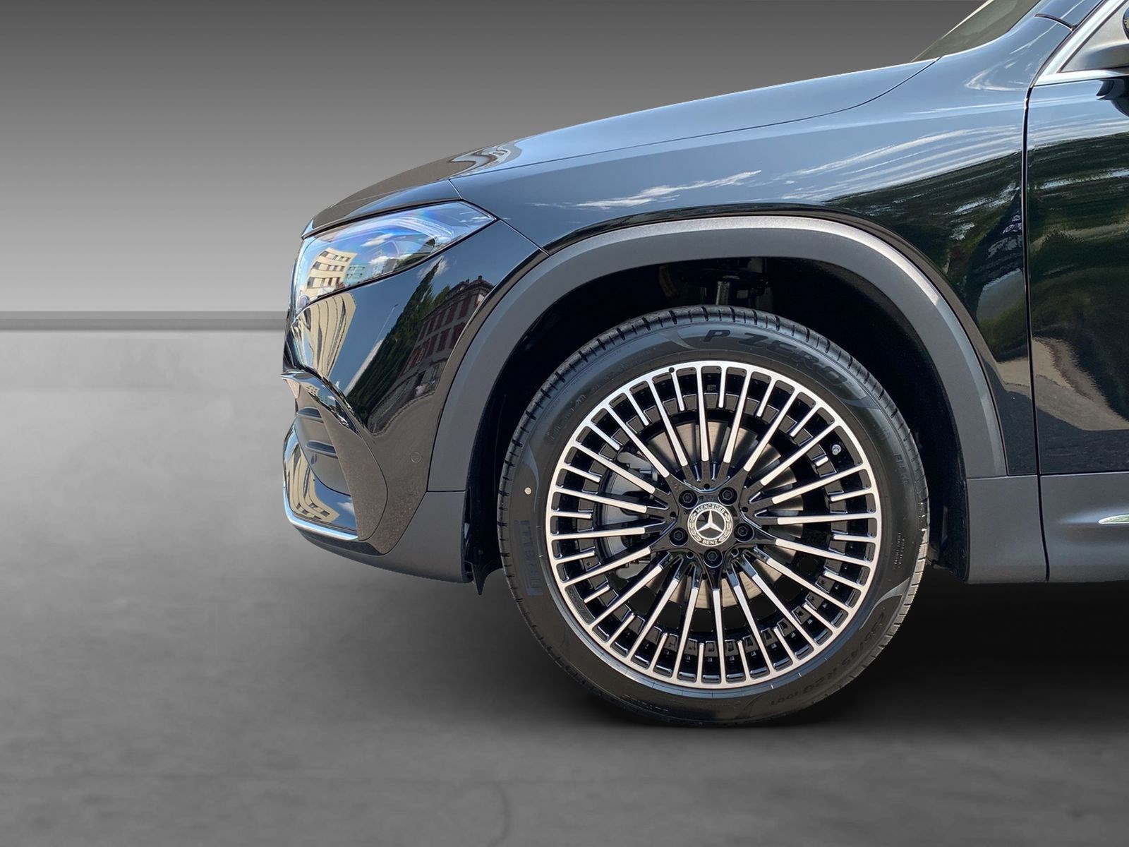 MERCEDES-BENZ EQB 350 4Matic-image-5
