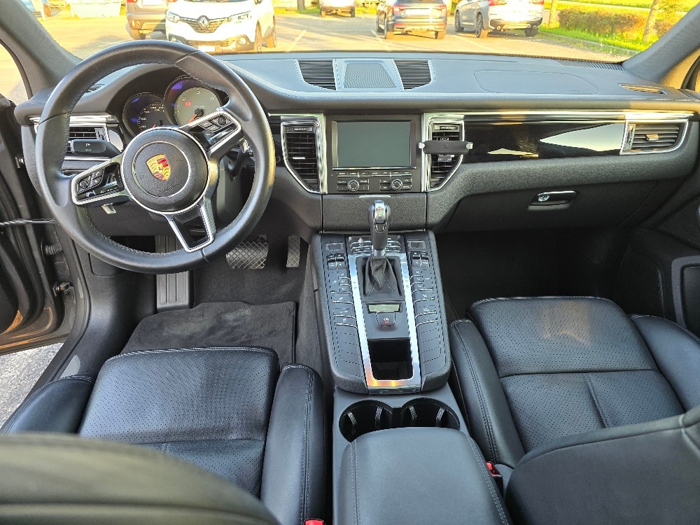 PORSCHE Macan S Diesel PDK-image-1
