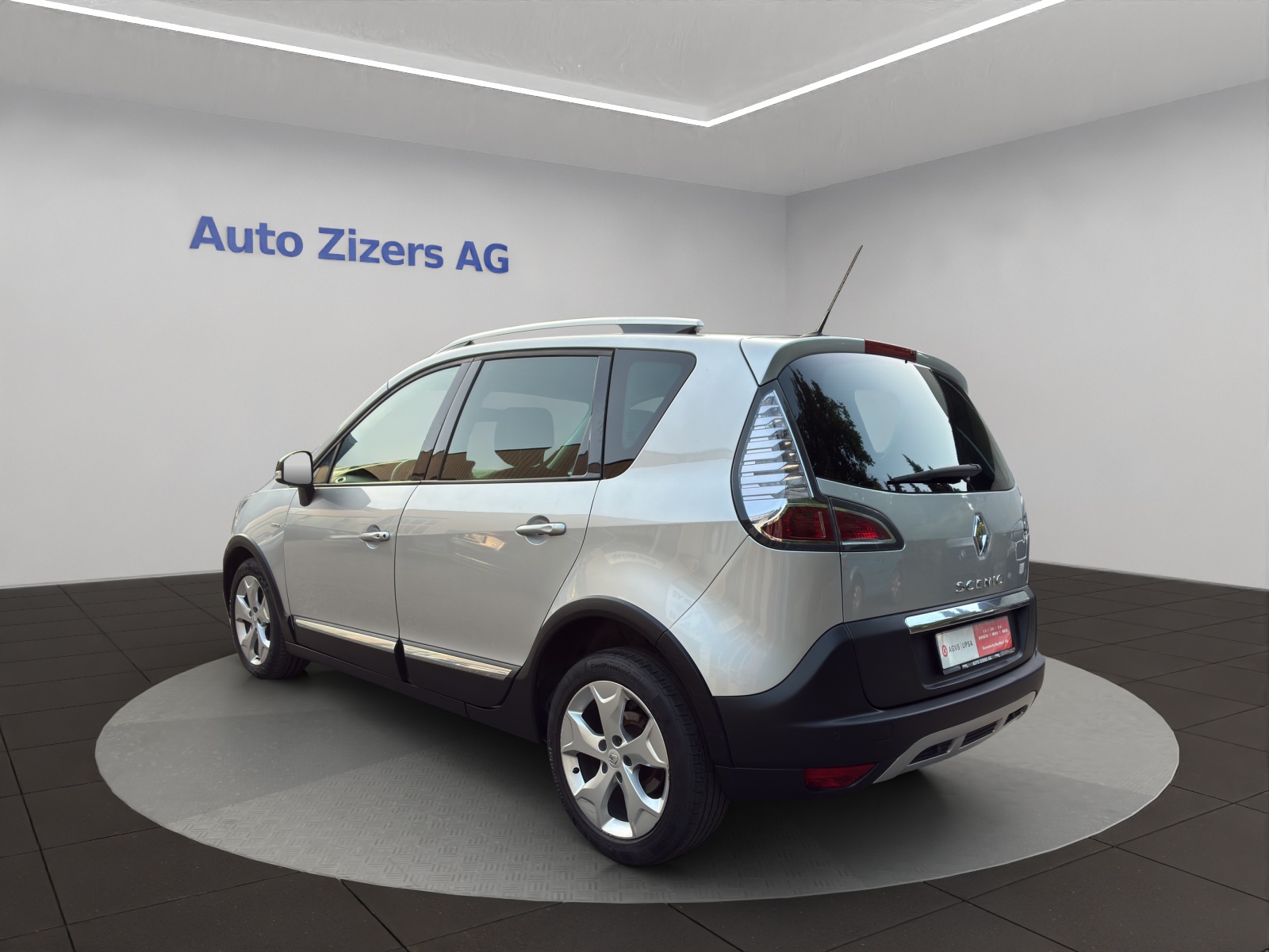 RENAULT Scénic Xmod 1.6 dCi Bose Edition-image-3