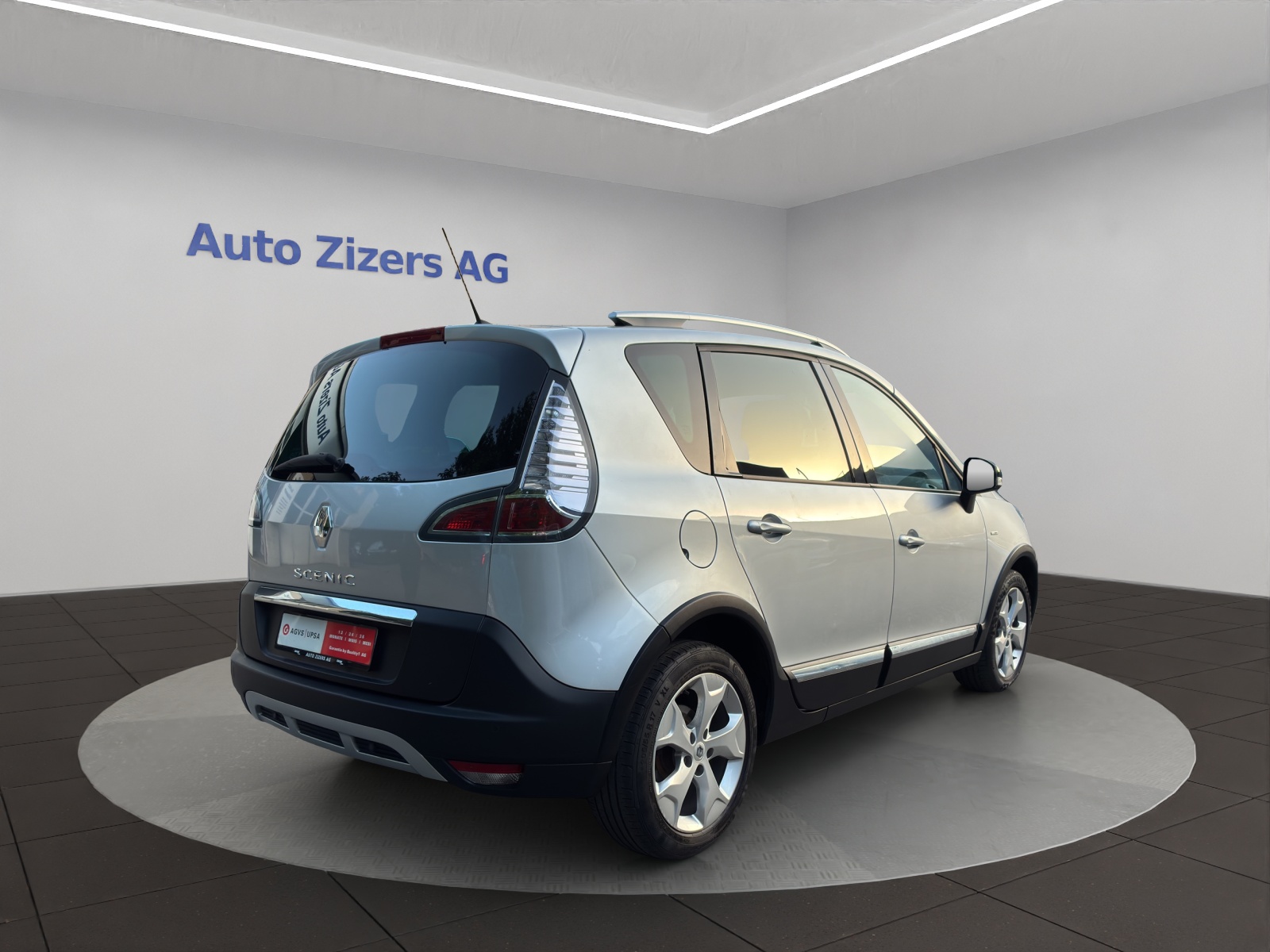 RENAULT Scénic Xmod 1.6 dCi Bose Edition-image-5
