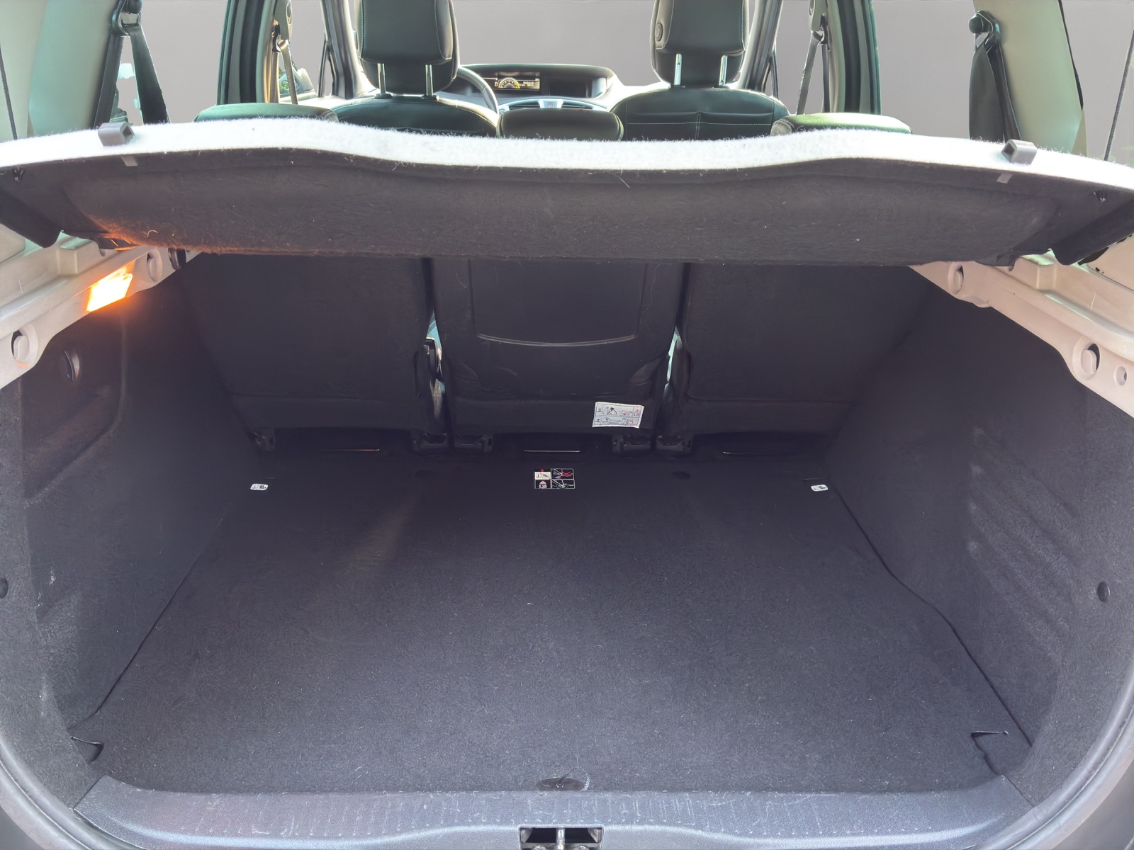RENAULT Scénic Xmod 1.6 dCi Bose Edition-image-15