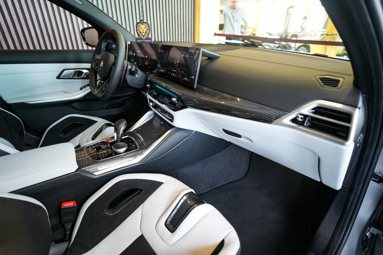 BMW M3 Competition M xDrive-image-11