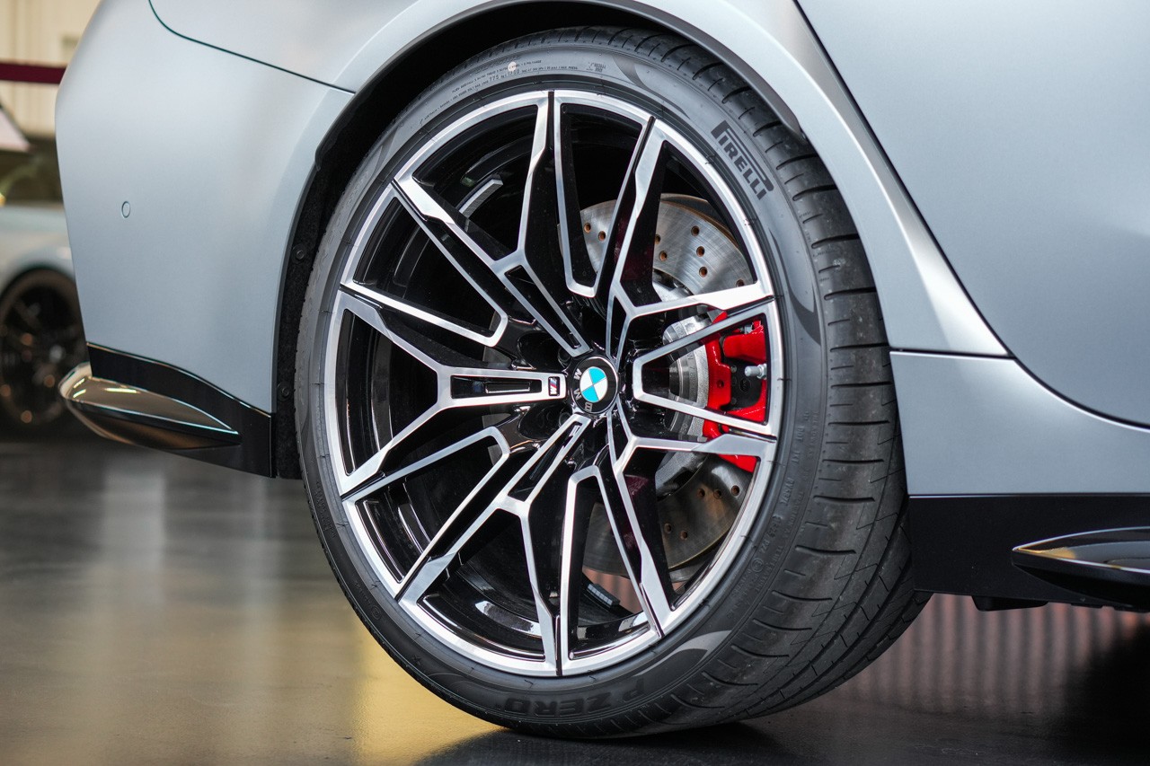 BMW M3 Competition M xDrive-image-8