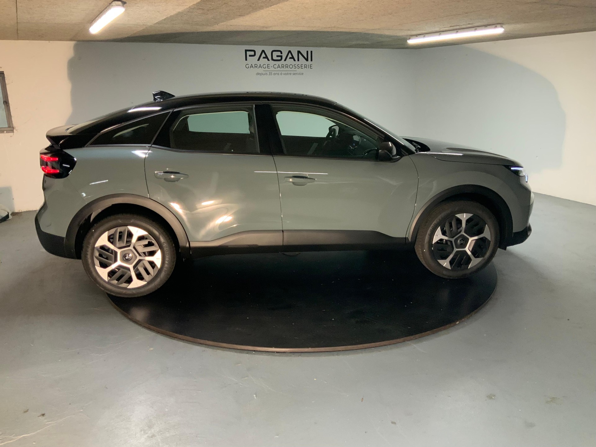 CITROEN C4 1.2 Hybrid Tonic-showroom-element-2