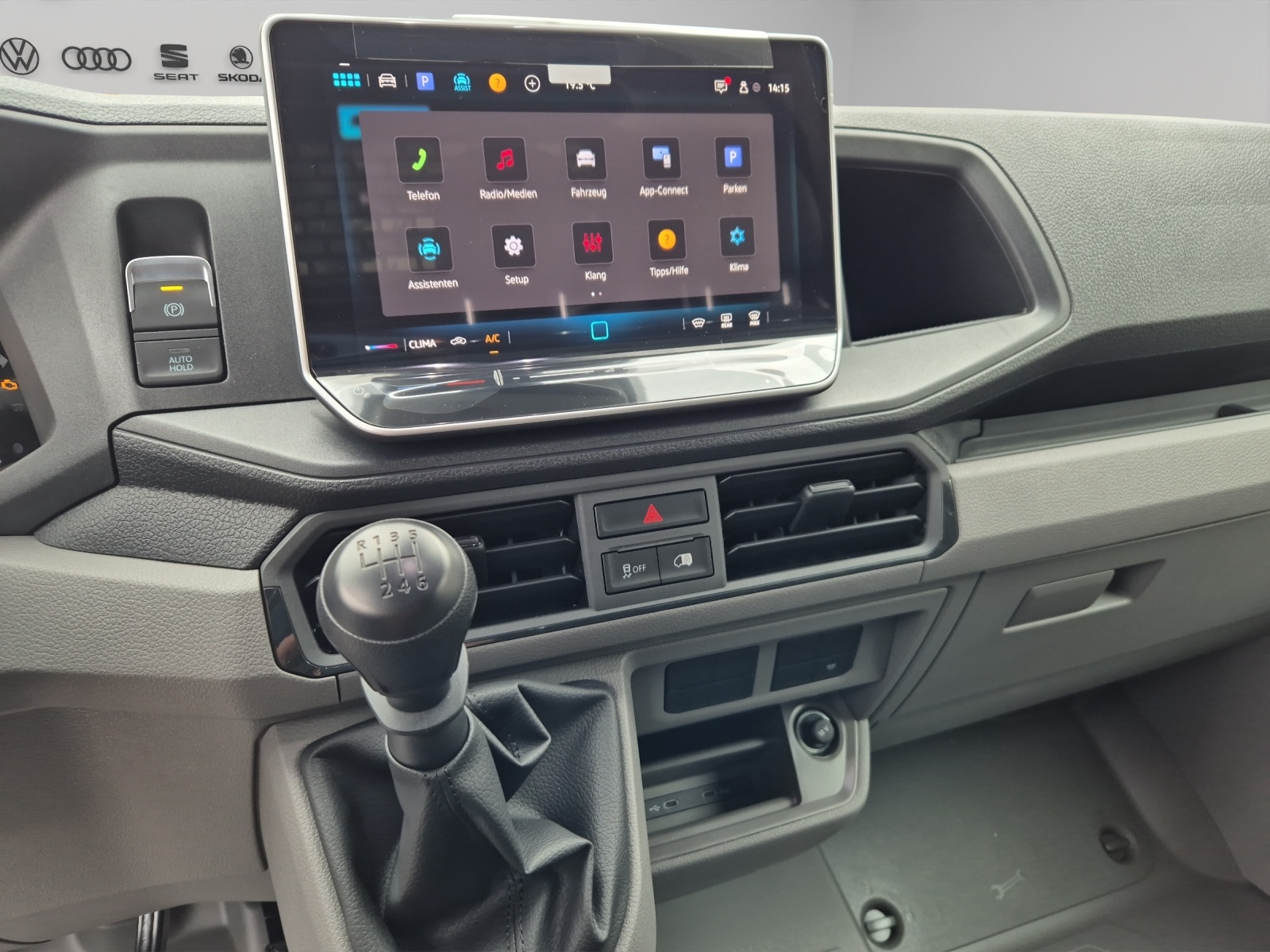 VW Crafter 35 2.0 TDI L3 HD-image-7
