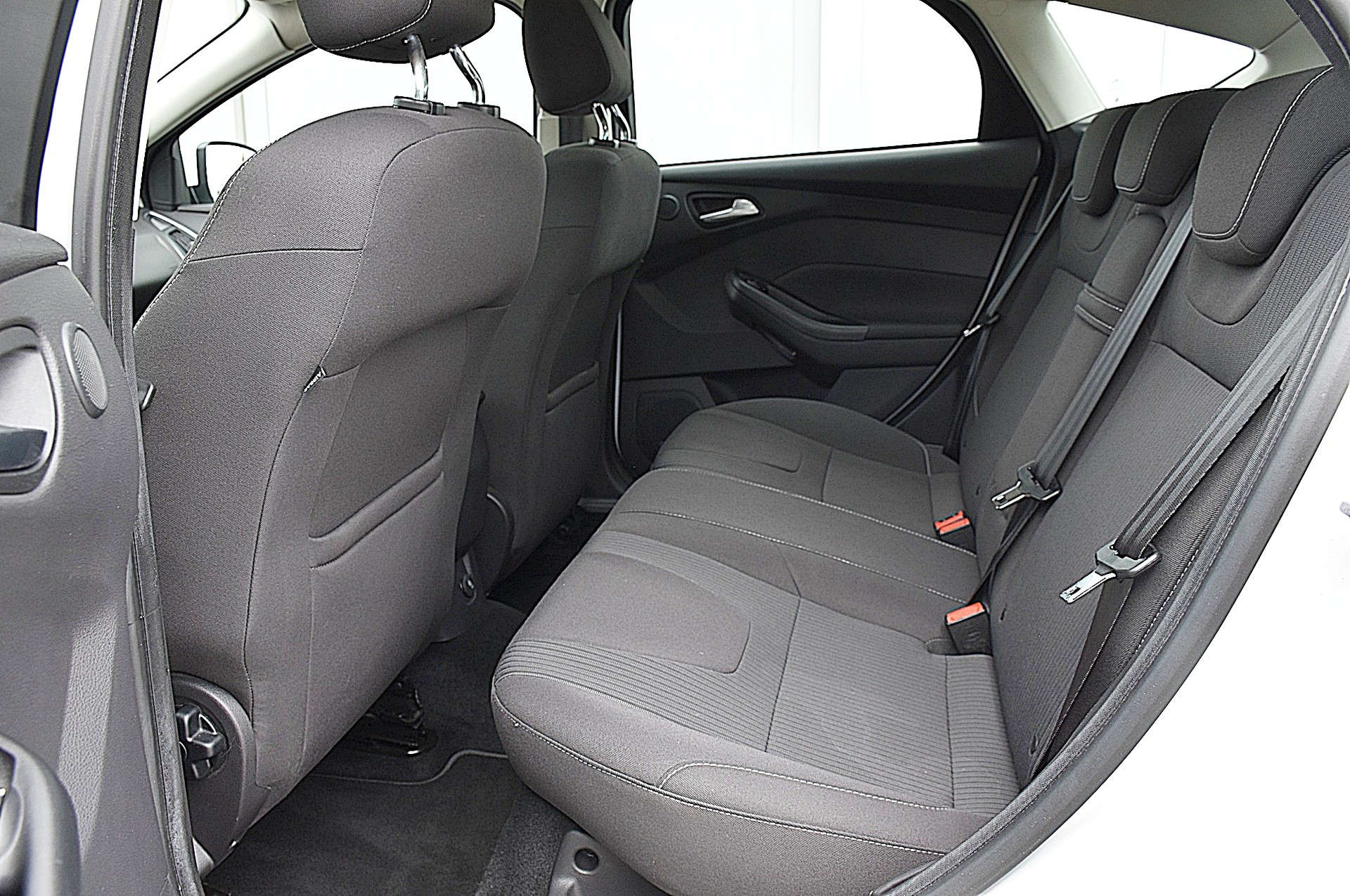 FORD Focus 1.6 SCTi Titanium-image-14