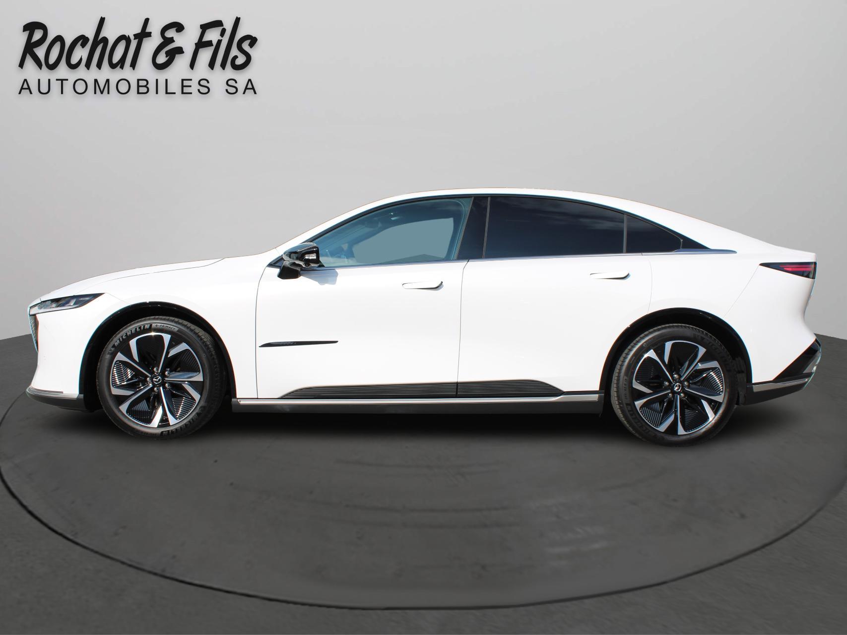MAZDA 6e 245 80kWh Takumi-image-1
