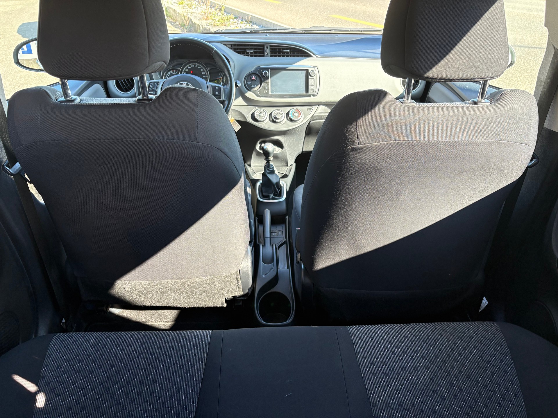 TOYOTA Yaris 1.33 Trend-image-8