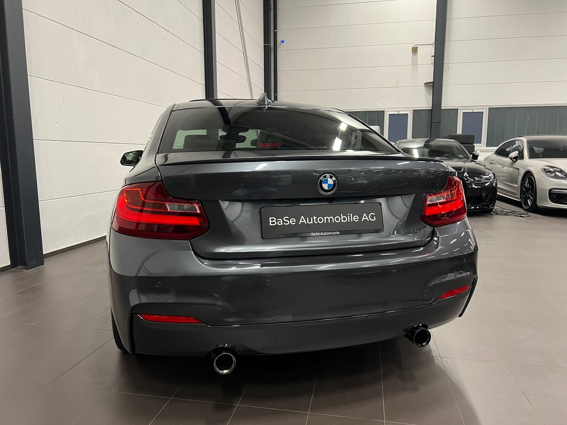 BMW M235i xDrive Steptronic-image-15