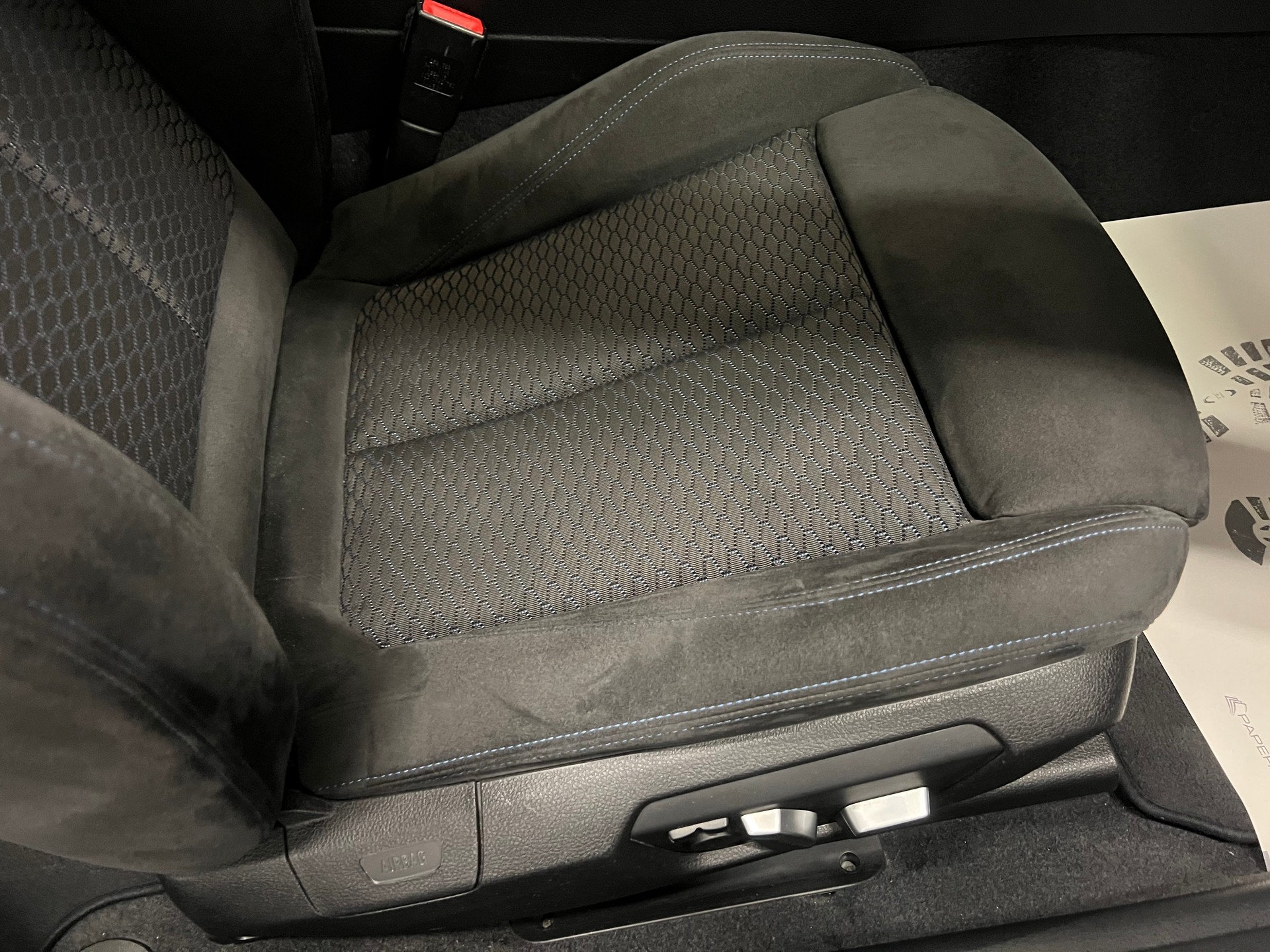 BMW M235i xDrive Steptronic-image-21