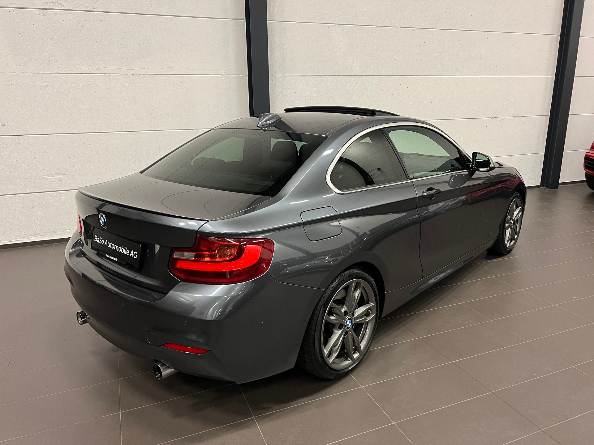 BMW M235i xDrive Steptronic-image-10