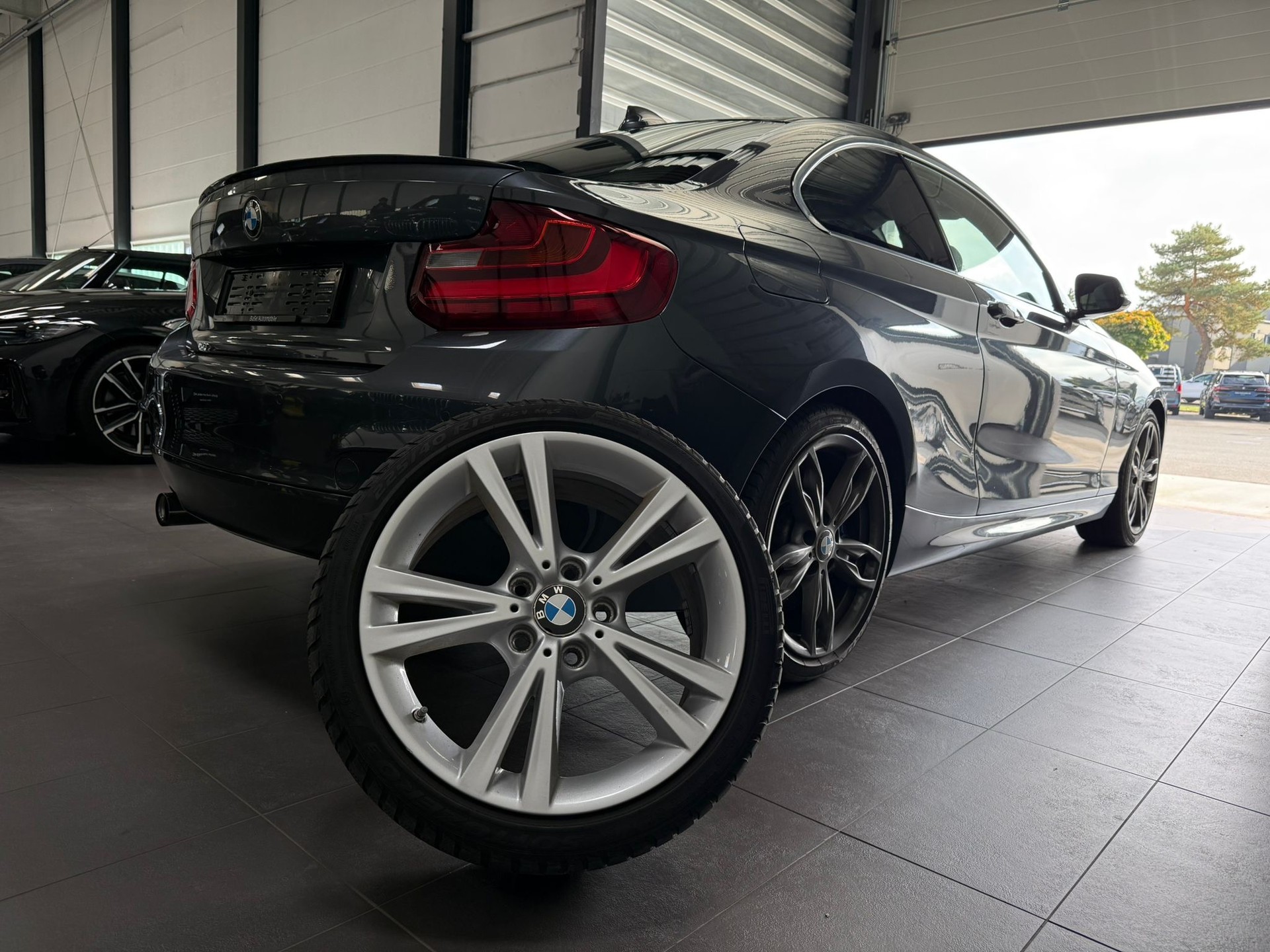 BMW M235i xDrive Steptronic-image-30