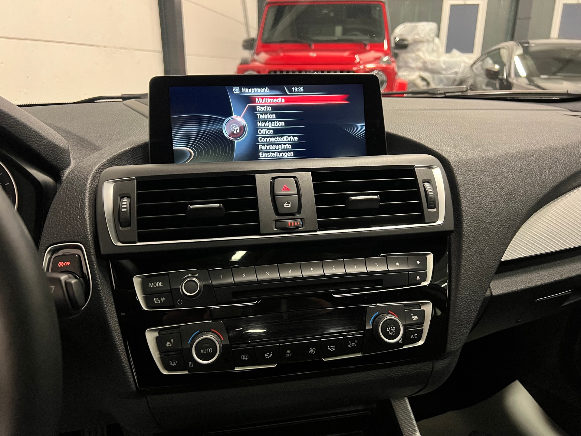 BMW M235i xDrive Steptronic-image-26