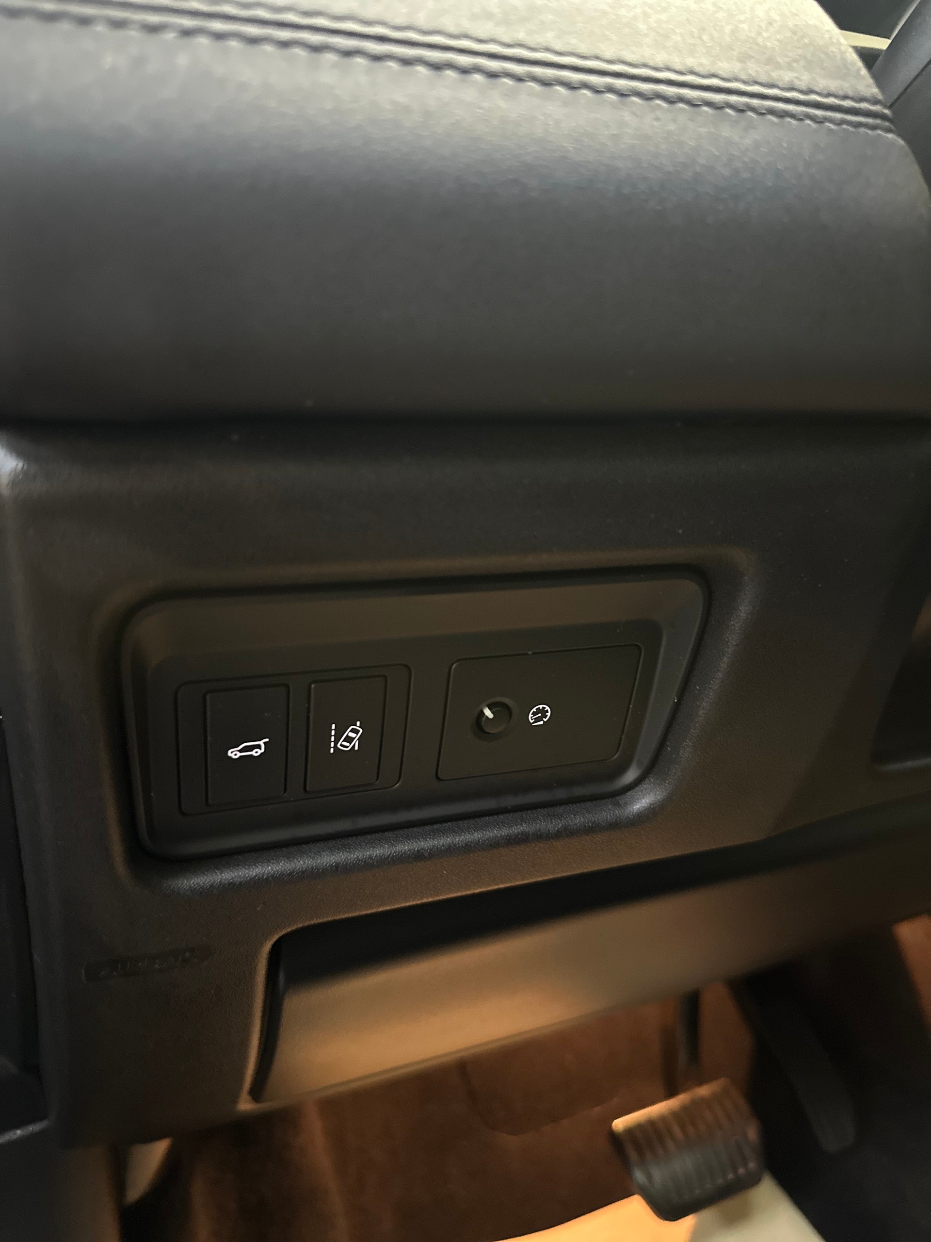 LAND ROVER Discovery Sport 2.0 TD4 Pure AT9-image-20