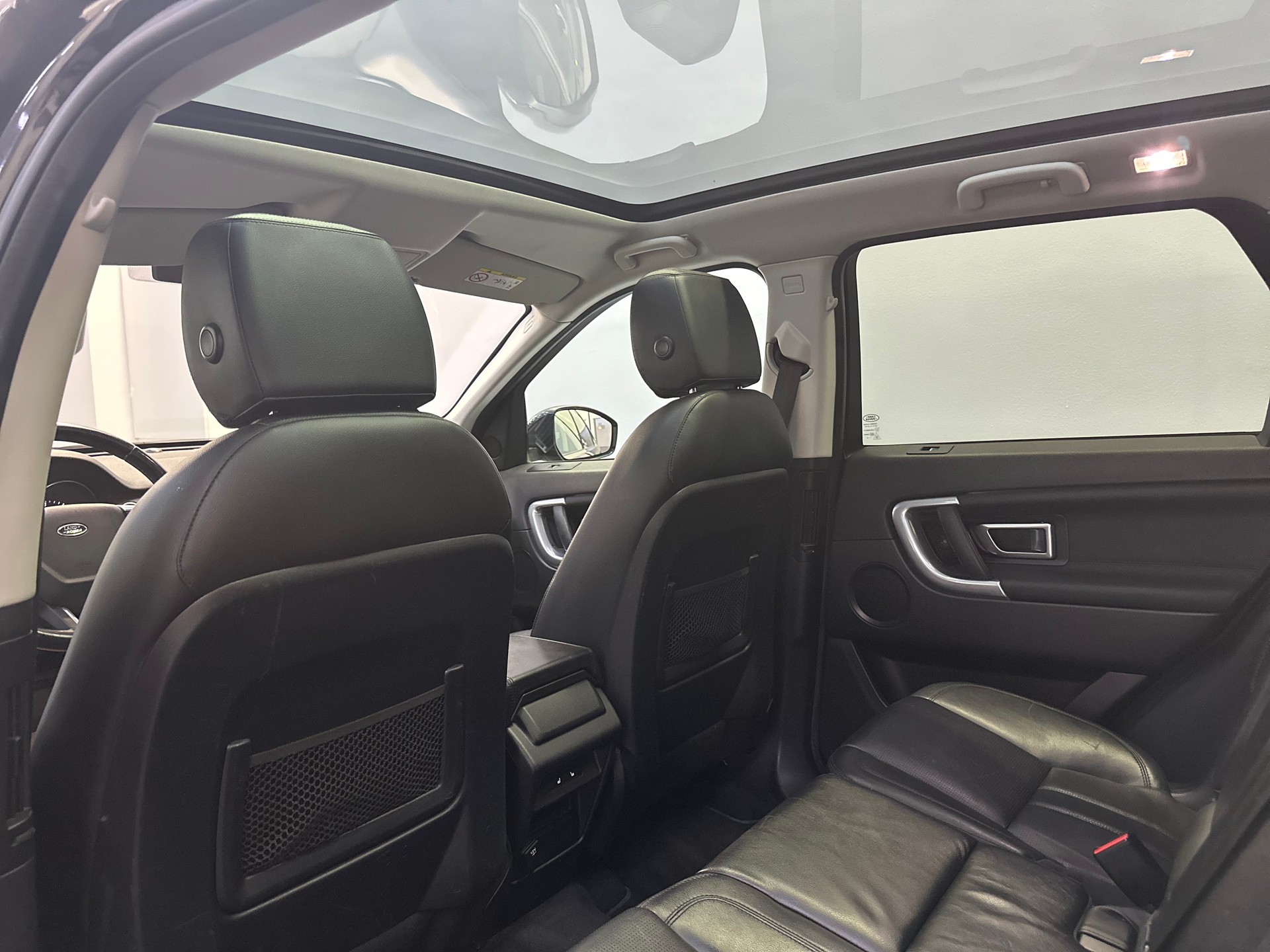 LAND ROVER Discovery Sport 2.0 TD4 Pure AT9-image-15
