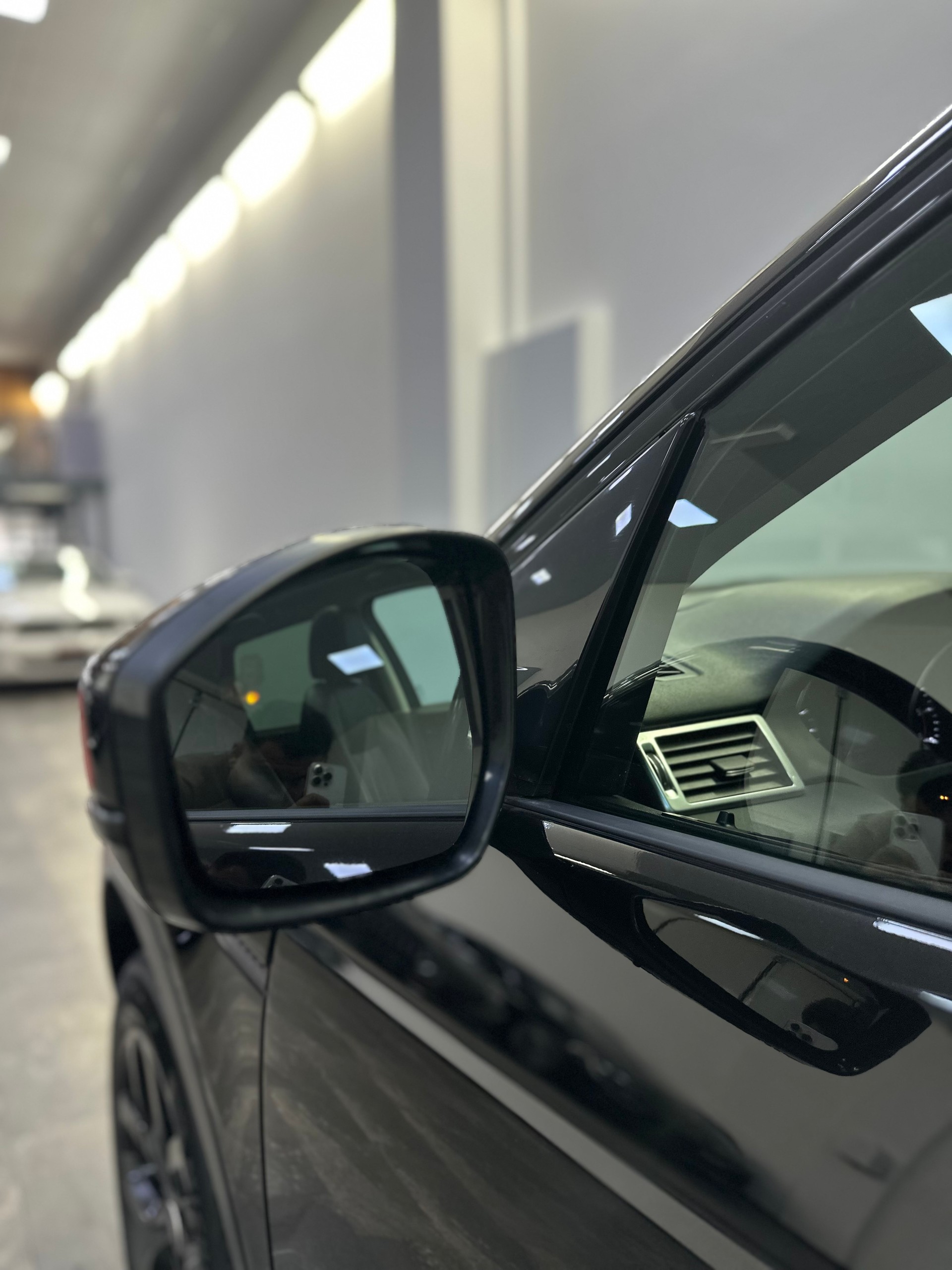 LAND ROVER Discovery Sport 2.0 TD4 Pure AT9-image-5