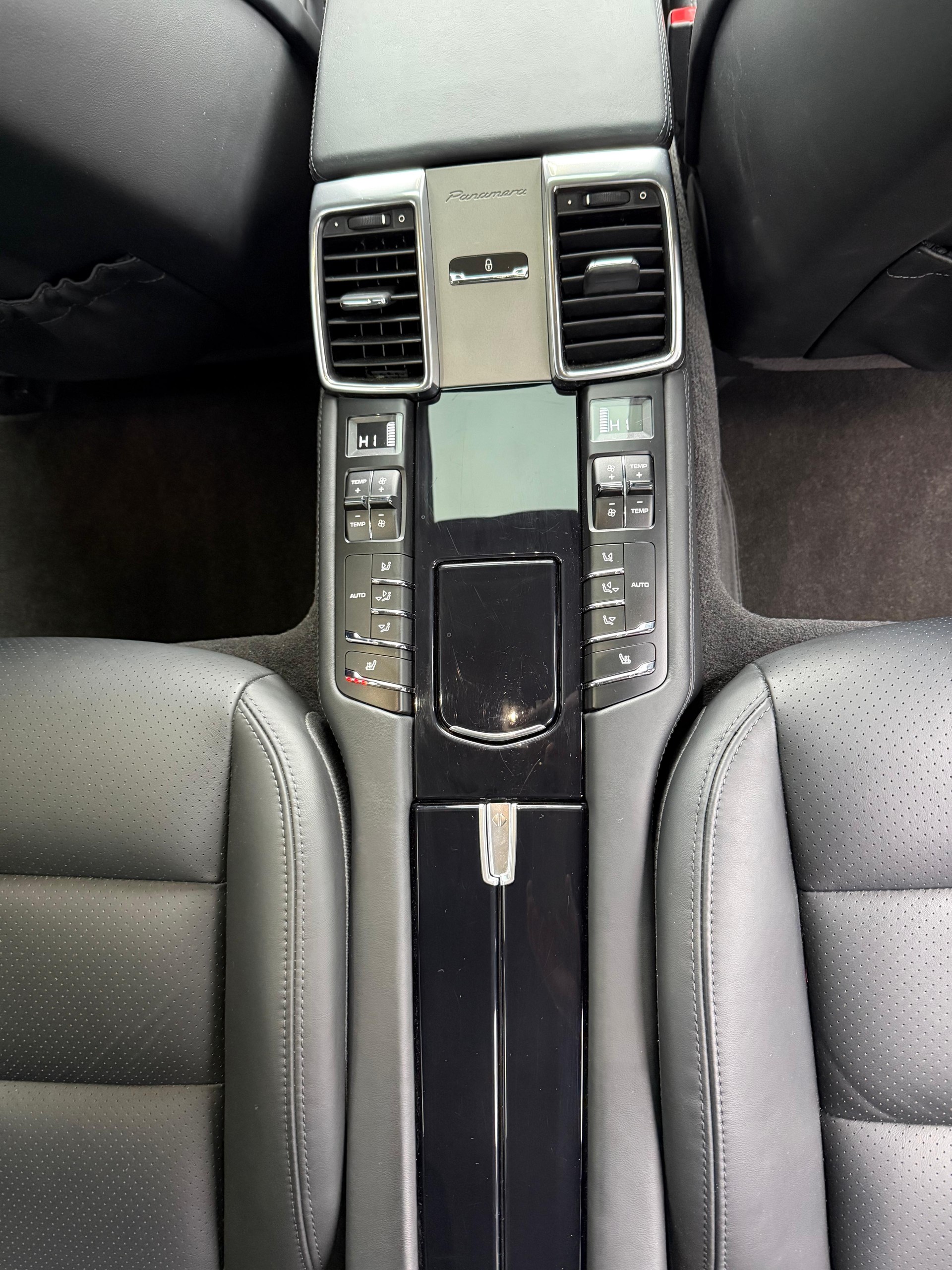 PORSCHE Panamera 4S 3.0 PDK-image-11