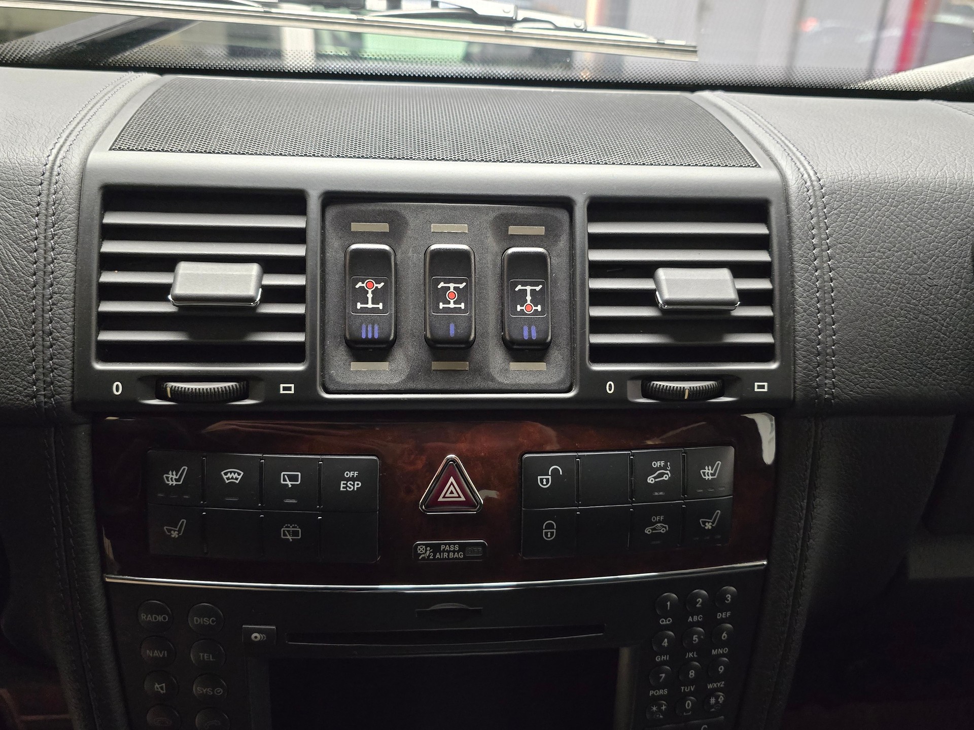 MERCEDES-BENZ 4x4-image-15