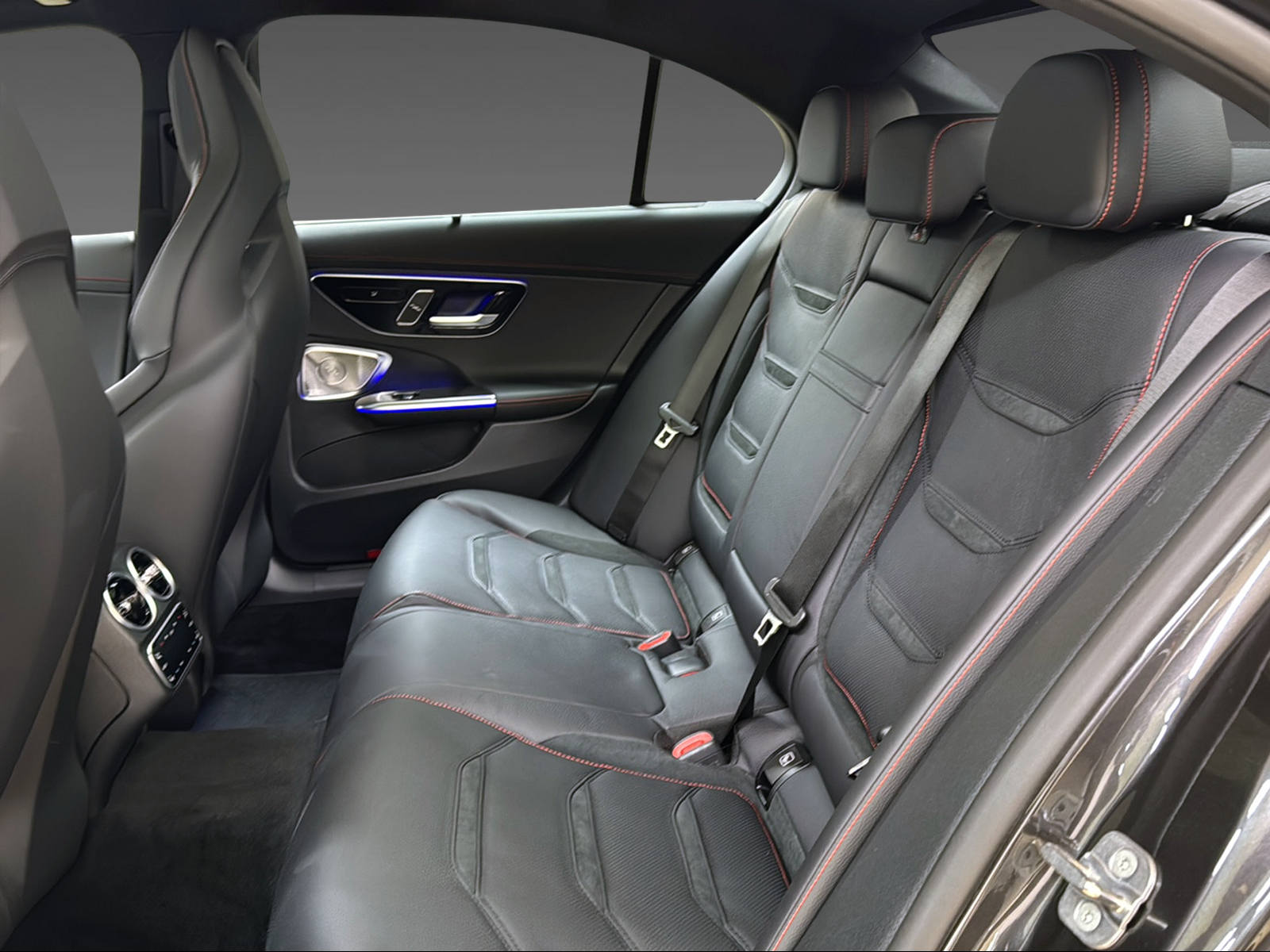 MERCEDES-BENZ C 43 4Matic-image-9