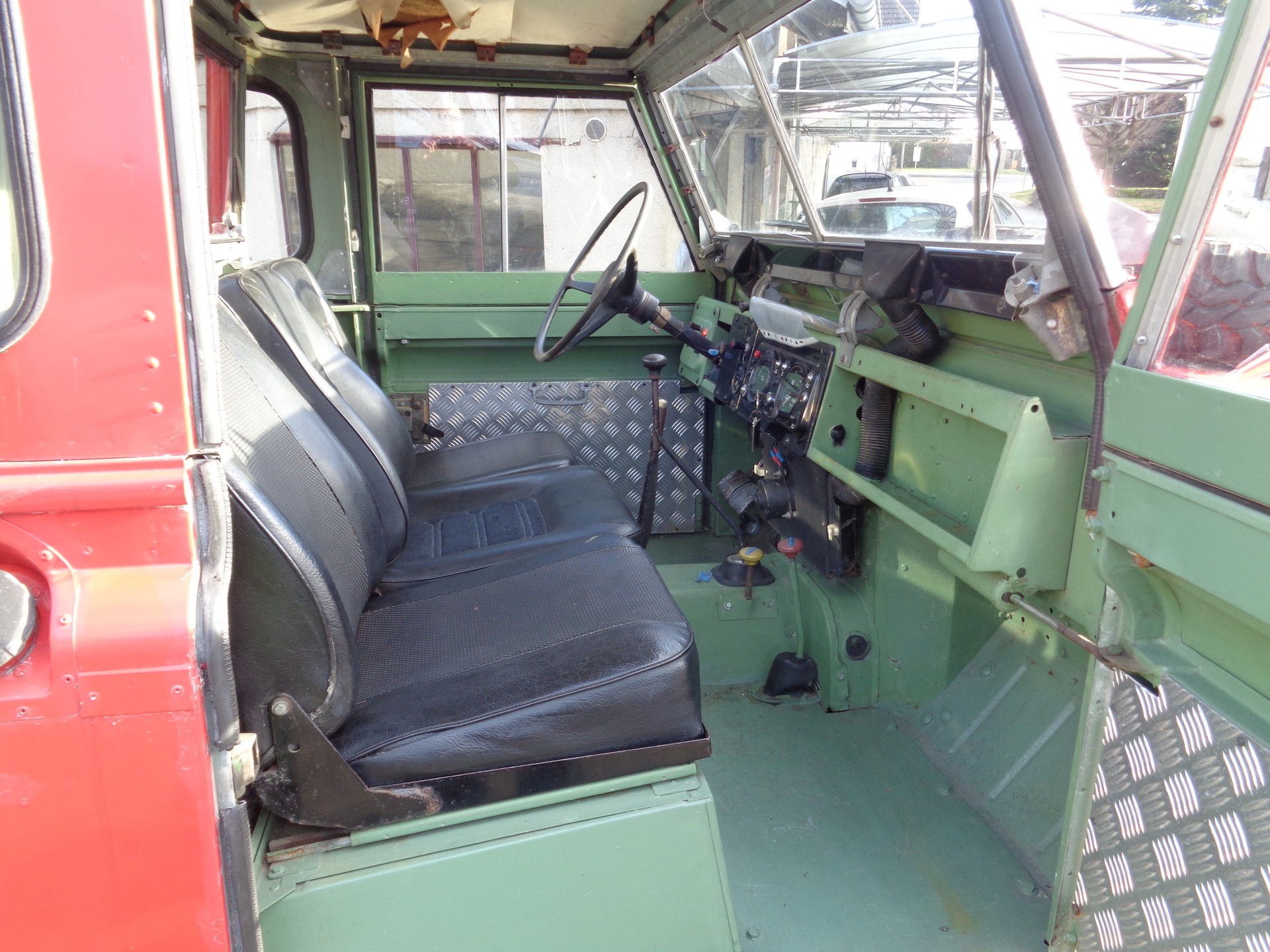 LAND ROVER 88 - 110-image-14