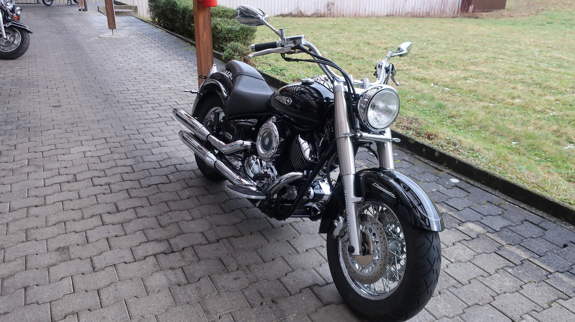 YAMAHA XVS 1100 A Drag Star Classic-image-4