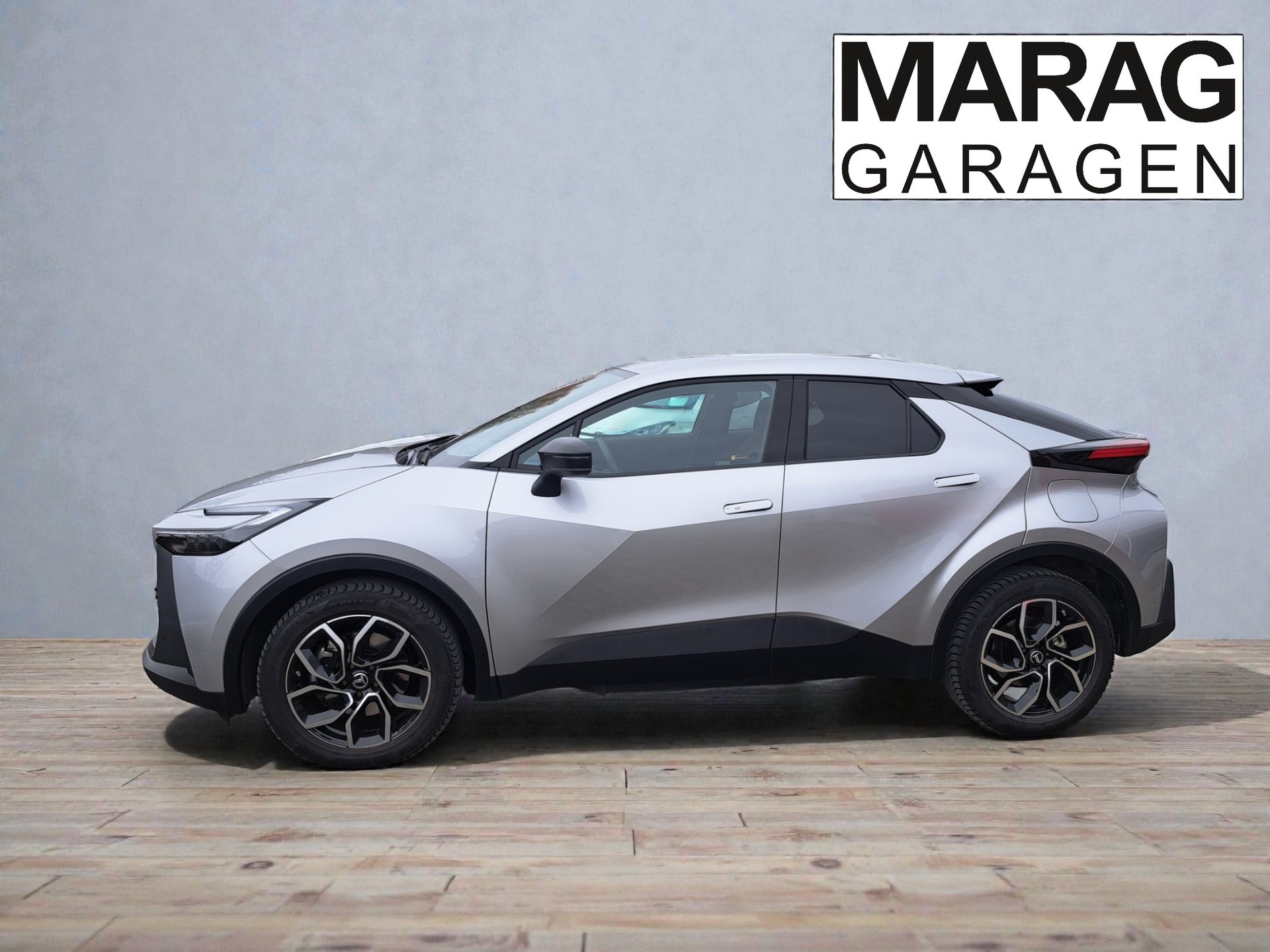 TOYOTA C-HR 2.0 PHEV CVT Swiss Edition-image-11