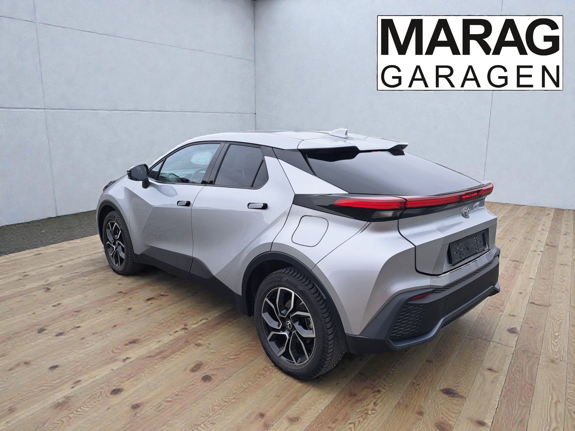 TOYOTA C-HR 2.0 PHEV CVT Swiss Edition-image-10