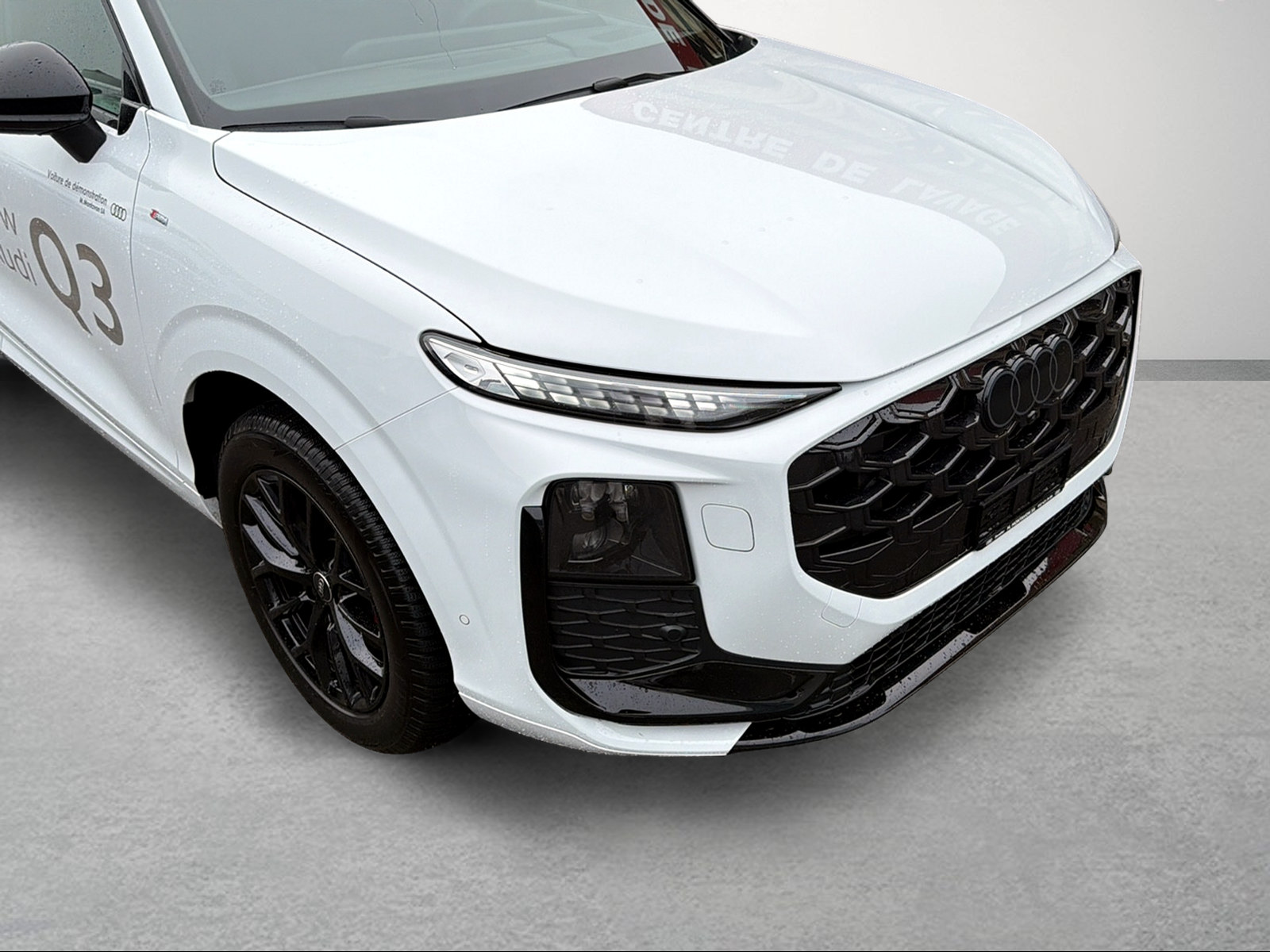 AUDI Q3 SUV TFSI quattro 195 kW S tronic-image-10