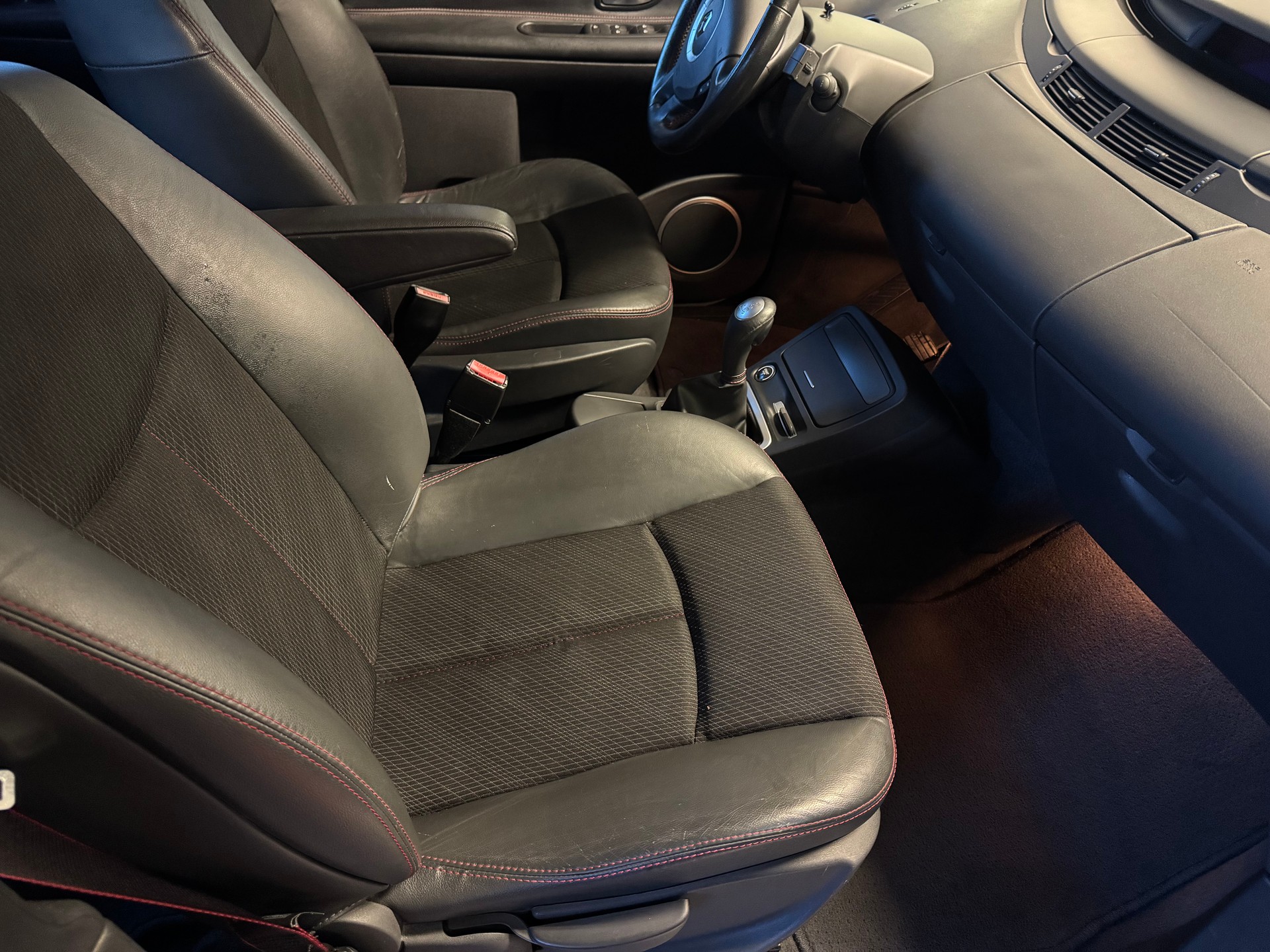 RENAULT Espace 2.0 Turbo Tech'Run Automatic-image-10