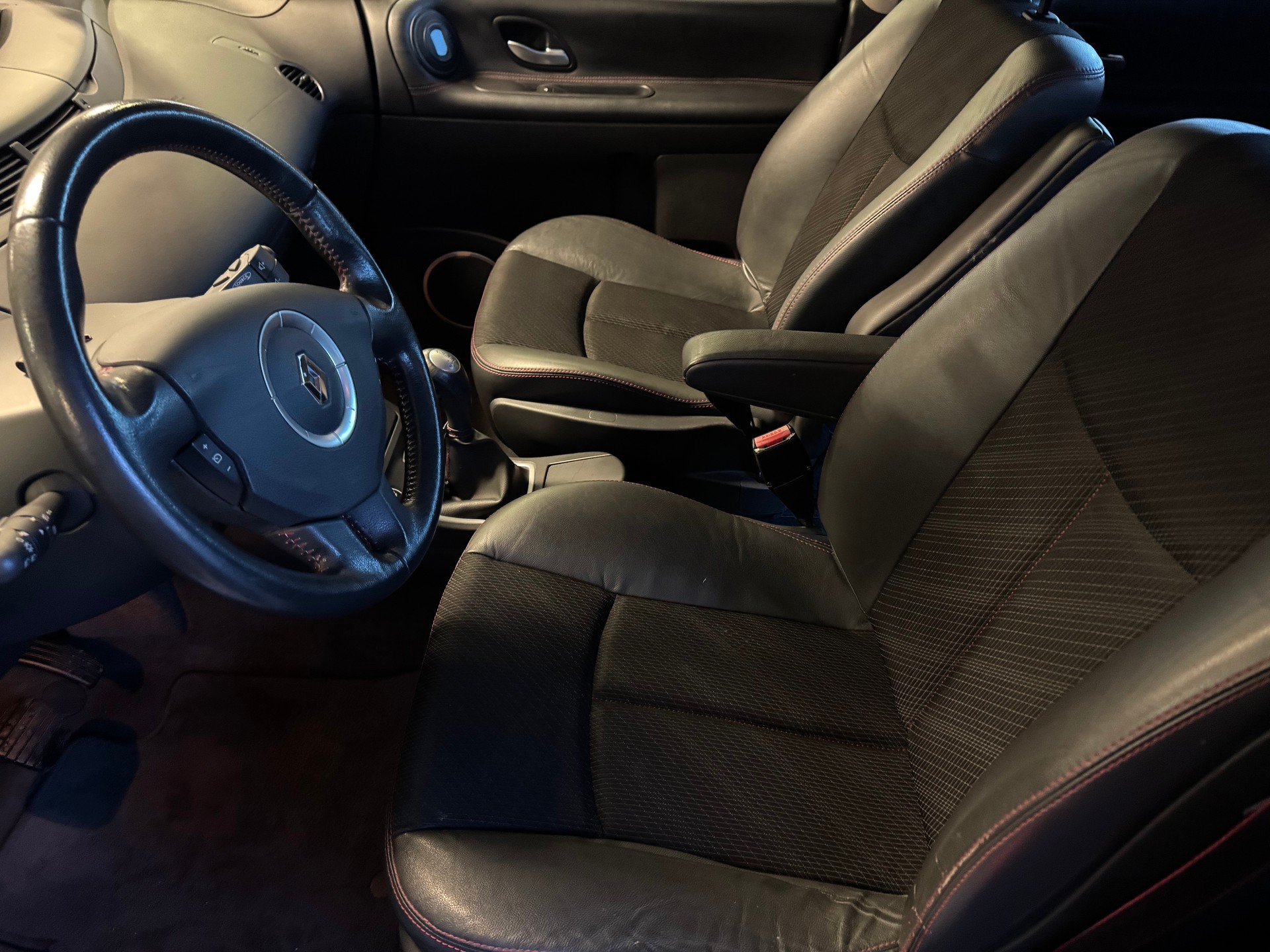RENAULT Espace 2.0 Turbo Tech'Run Automatic-image-9