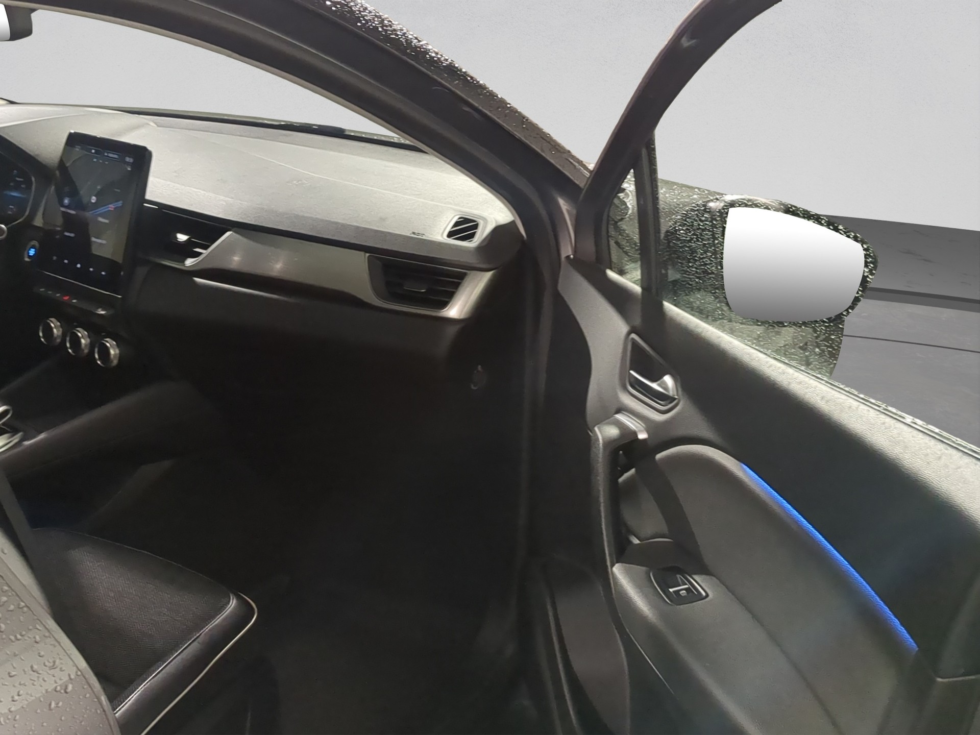 RENAULT Captur 1.6 E-Tech 160 Intens DHT-image-21