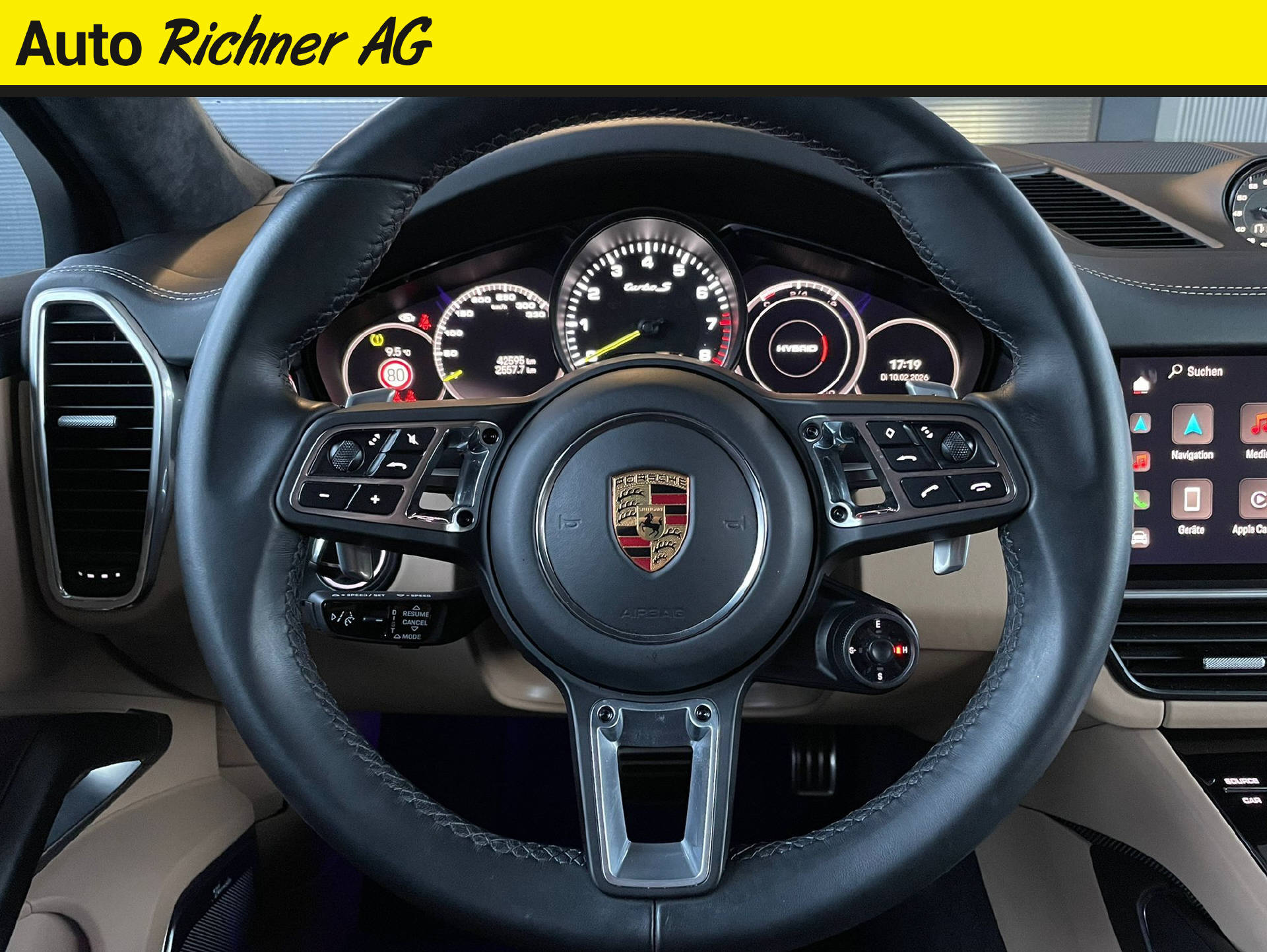 PORSCHE Cayenne Coupé 4.0 V8 Turbo S E-Hybrid-image-8