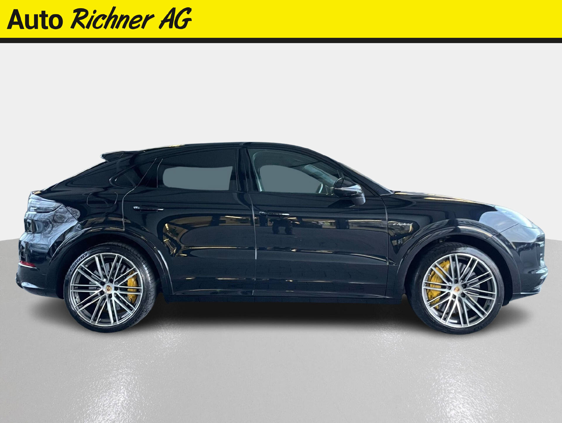 PORSCHE Cayenne Coupé 4.0 V8 Turbo S E-Hybrid-image-2