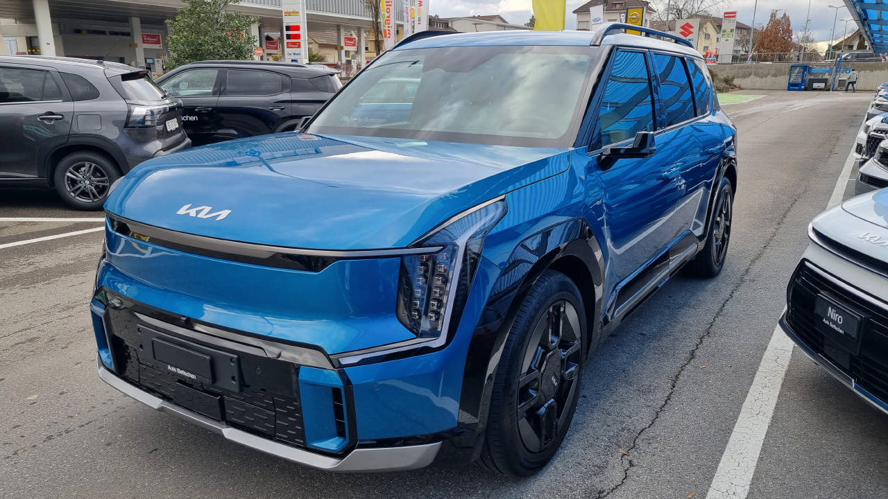 KIA EV9 99.8 kWh GT-Line 4x4-image-2